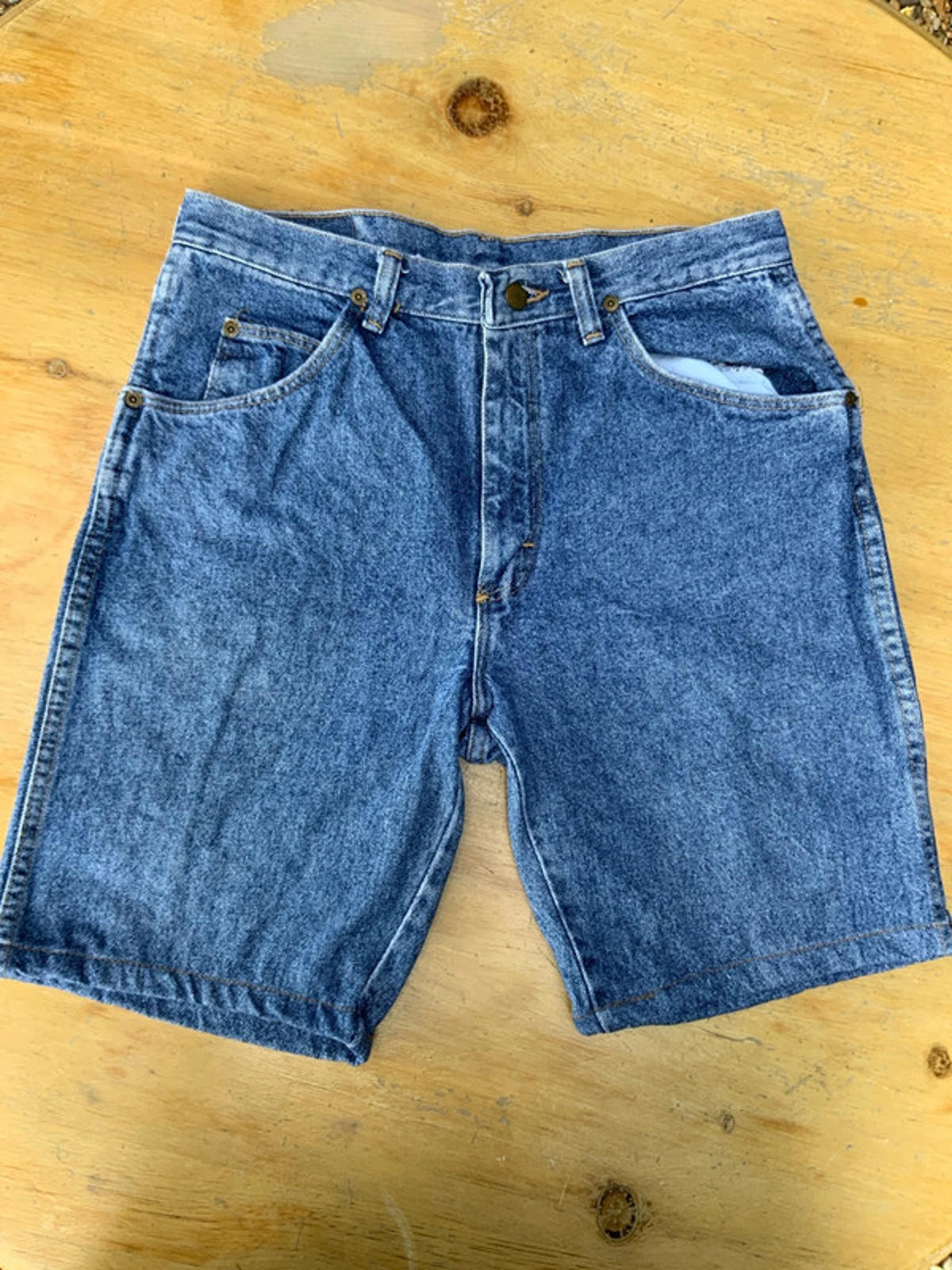 Wrangler denim shorts 33 waist