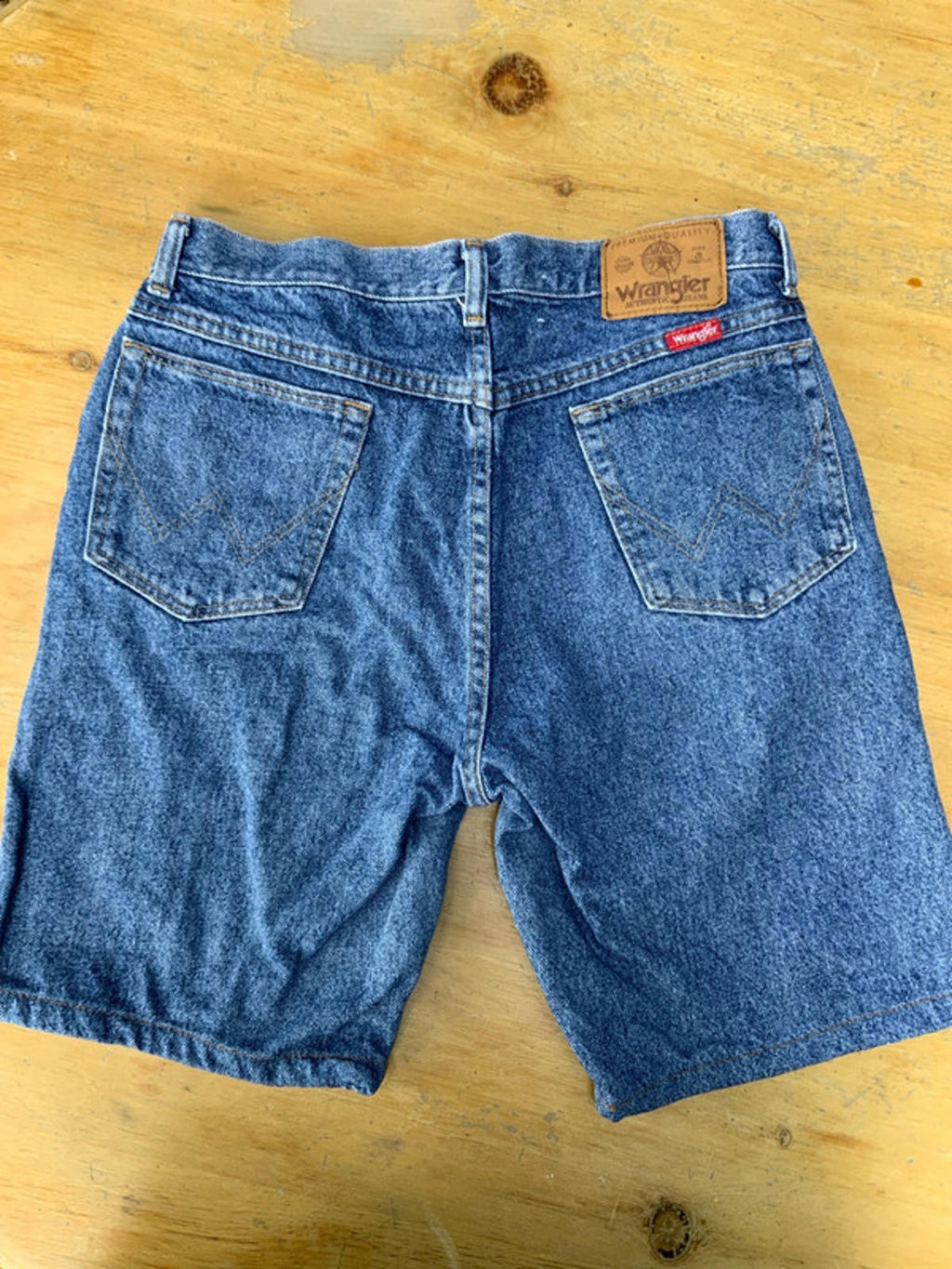 Wrangler denim shorts 33 waist