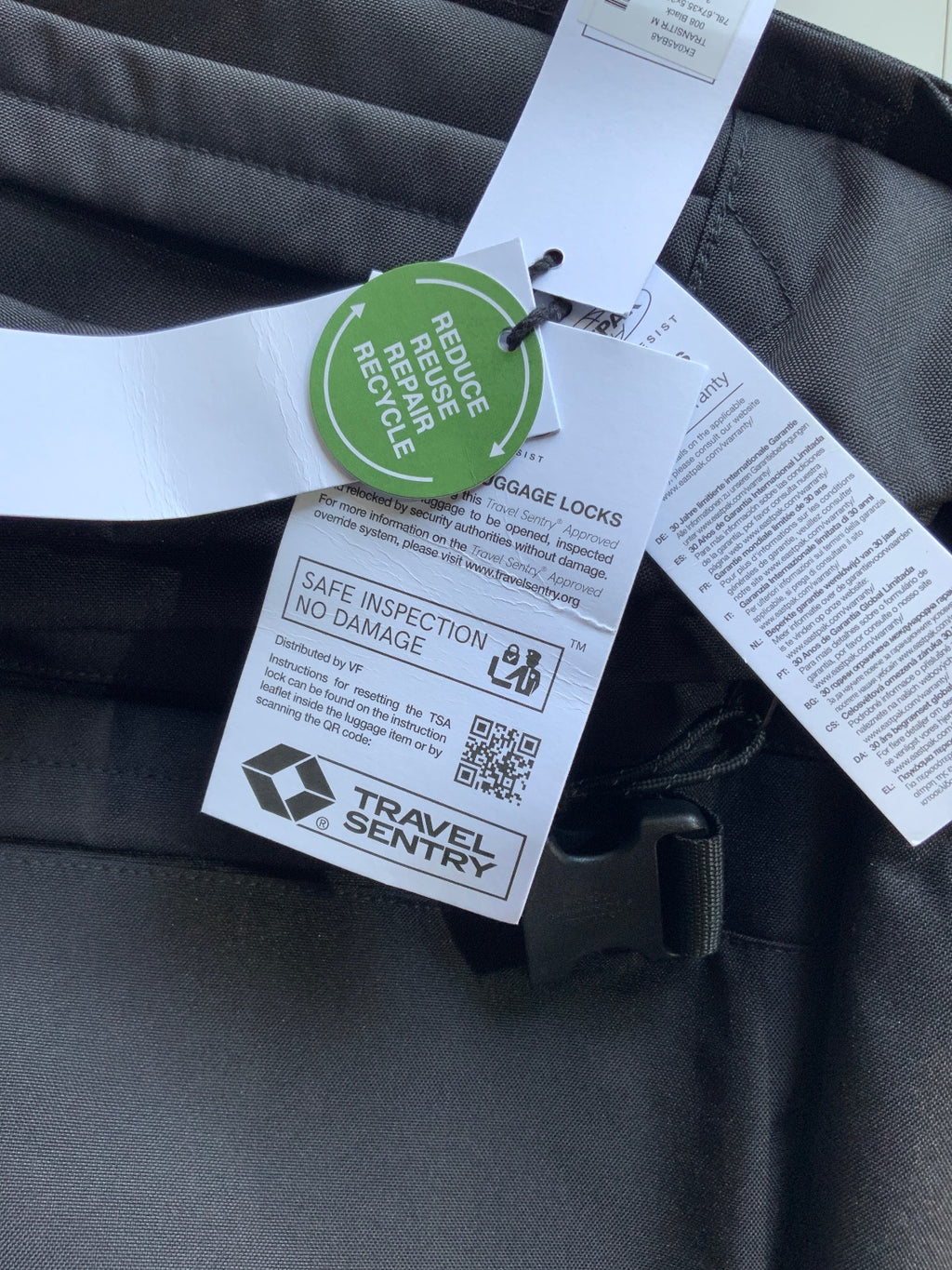 *NEW* Eastpak 78L Black Large Wheeled Travel Bag with Trolley Handle 67x35x30cm