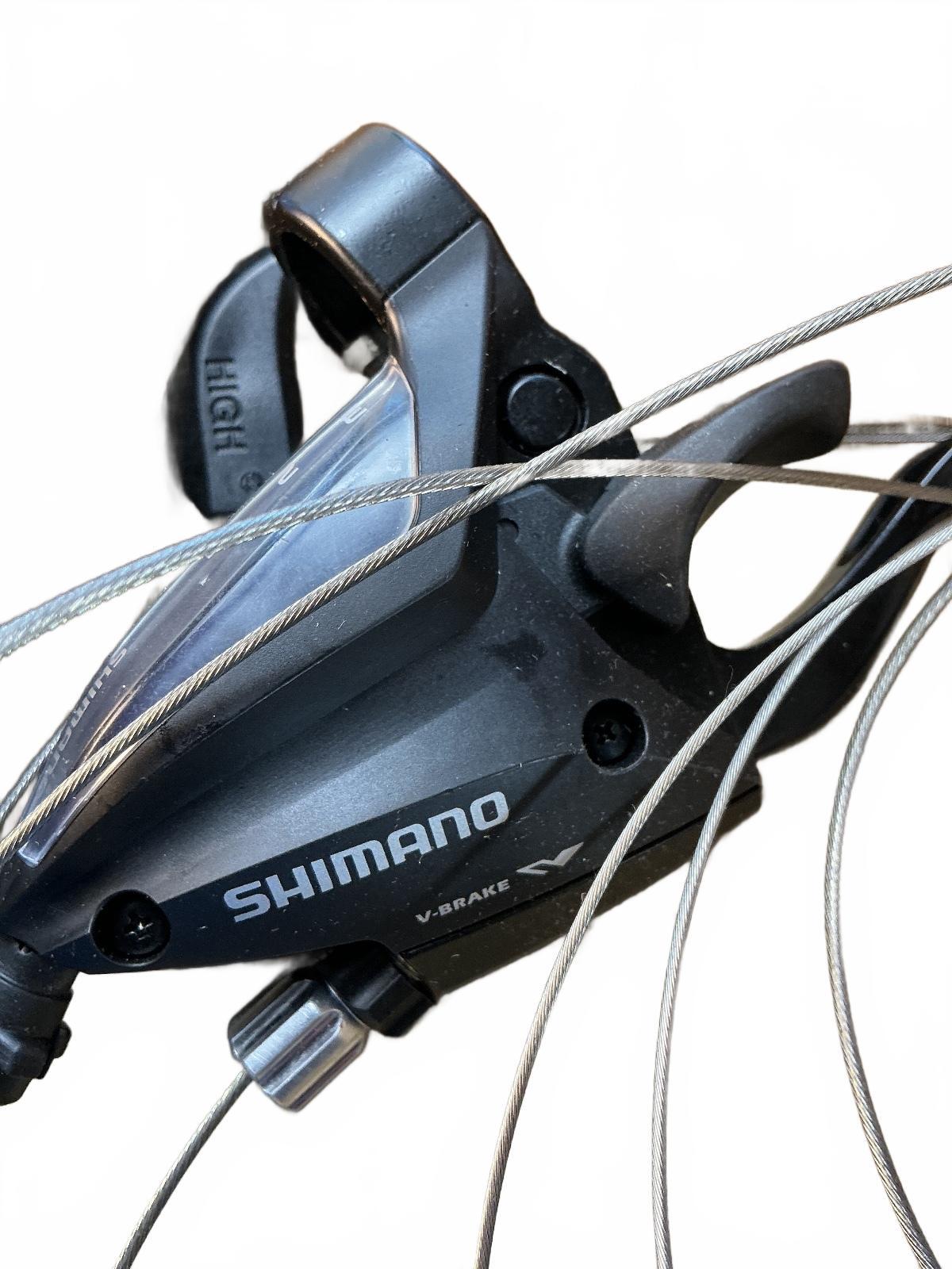 Shimano Hydraulic Disc Brake BL-MT200 7 Speed Set