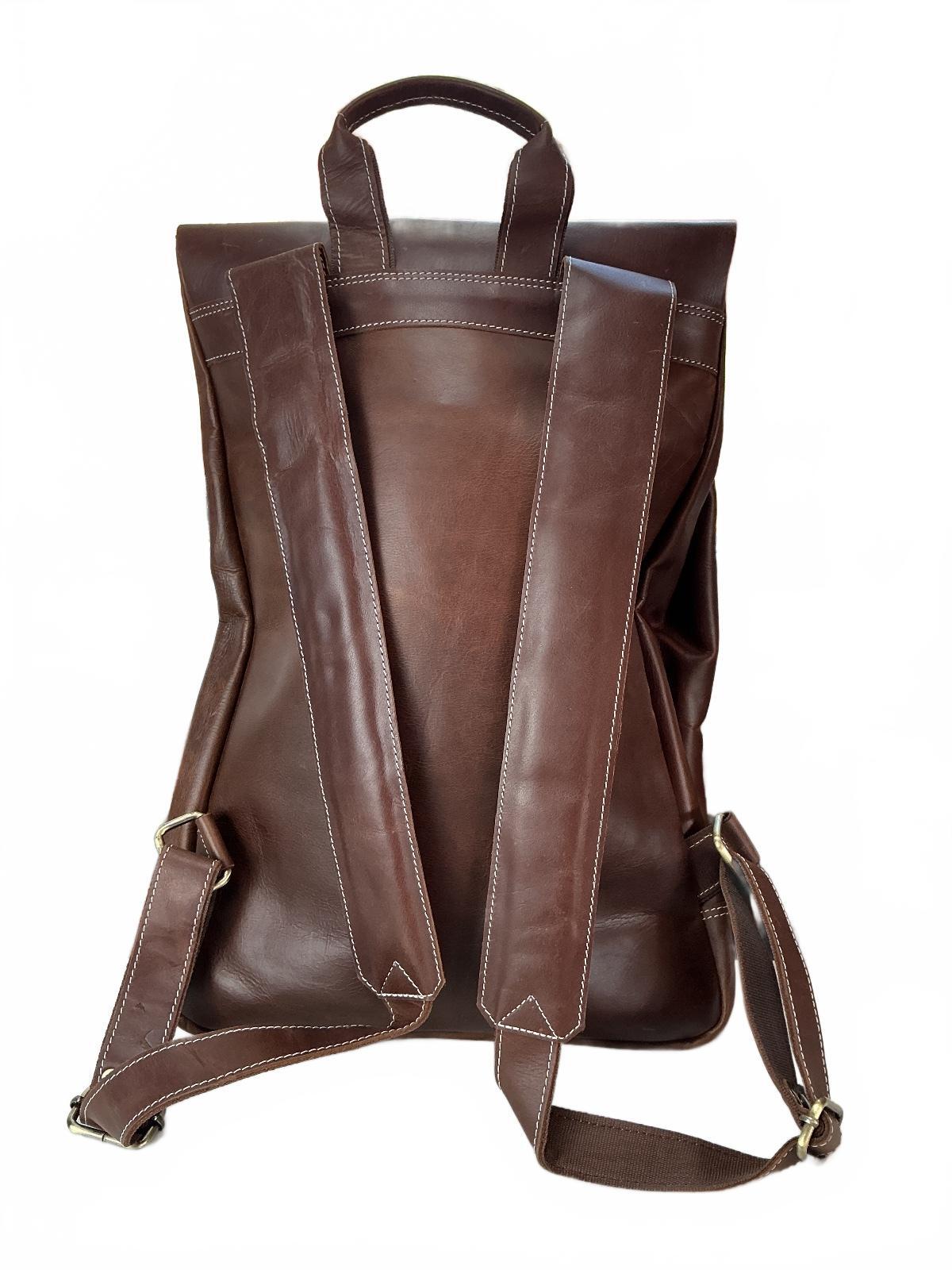 Oxford Chariot Luxury Leather Rucksack Brown Laptop Sleeve Multiple Pockets