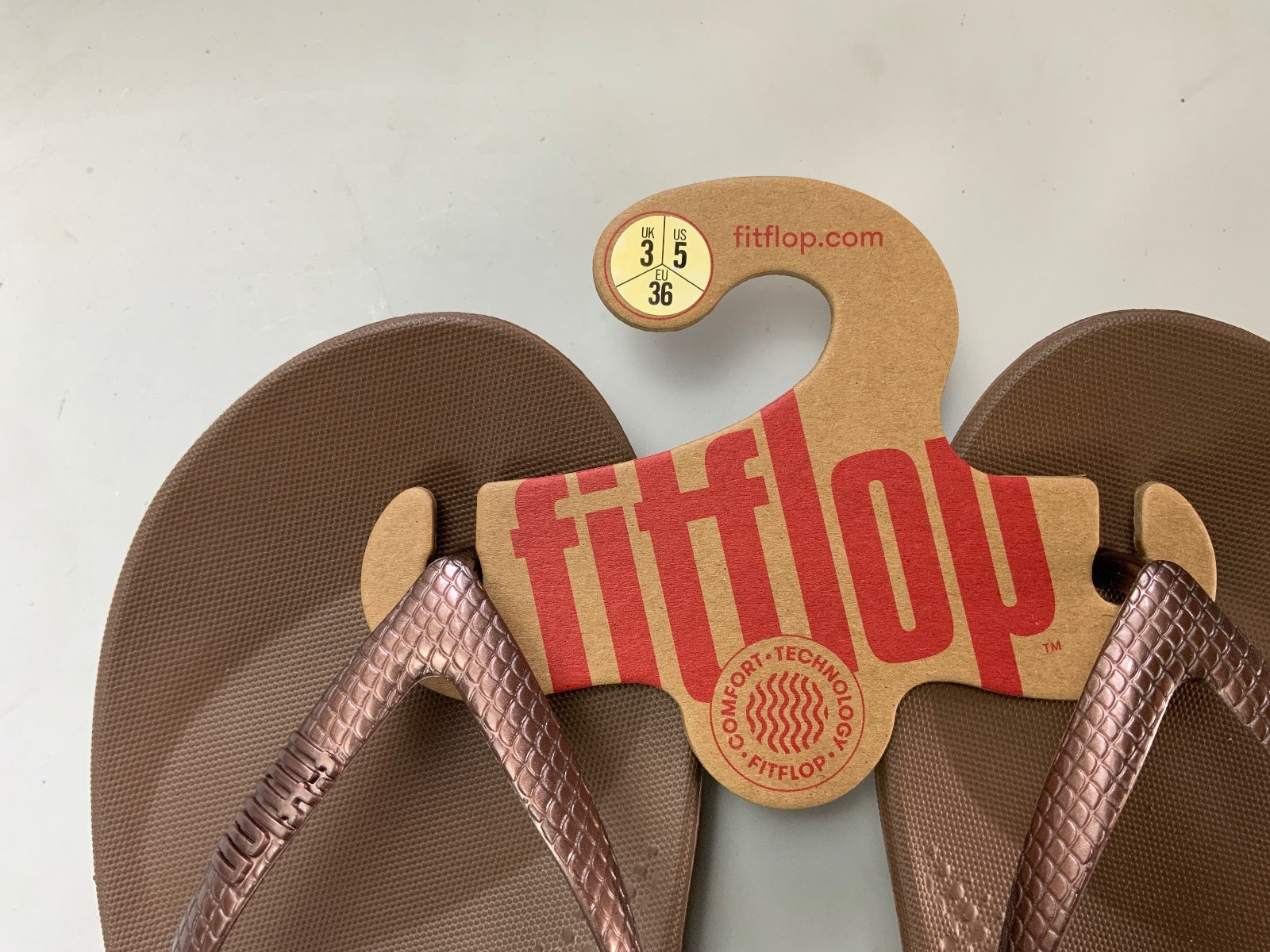 *NEW* FitFlop Women's Bronze Thong Sandals Size UK 3 EU 36 Comfortable