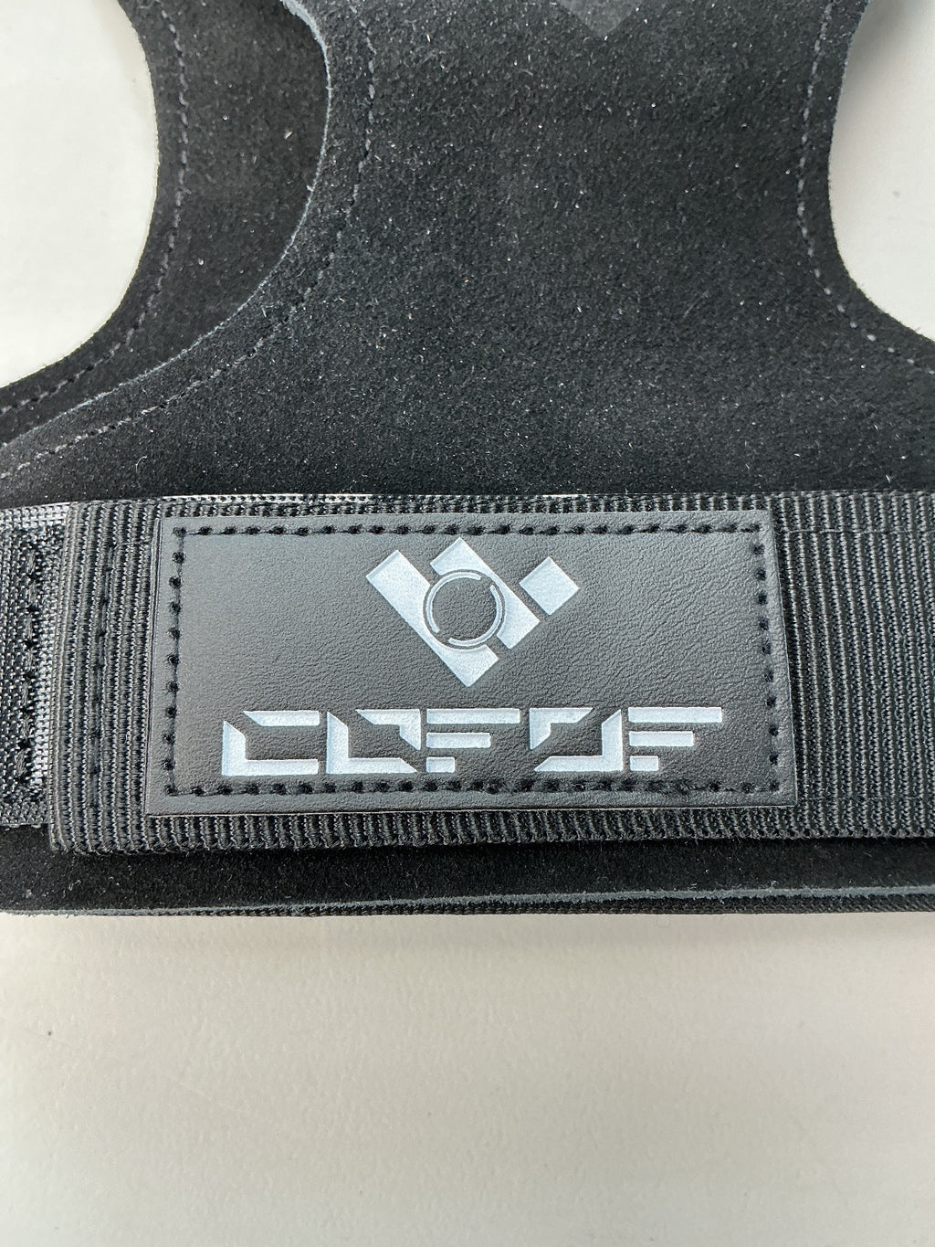 Cofof Wrist Wraps Unisex Black Adjustable Support Straps