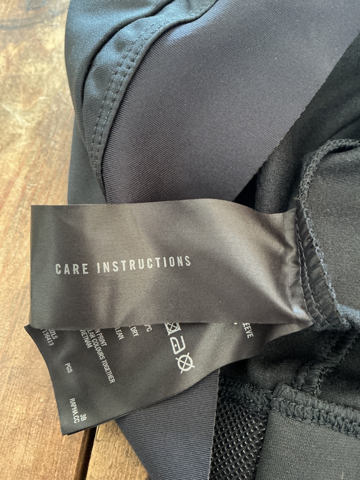 Rapha Ladies Black Long Sleeve Cycling Jersey Size Regular M Comfortable Fit