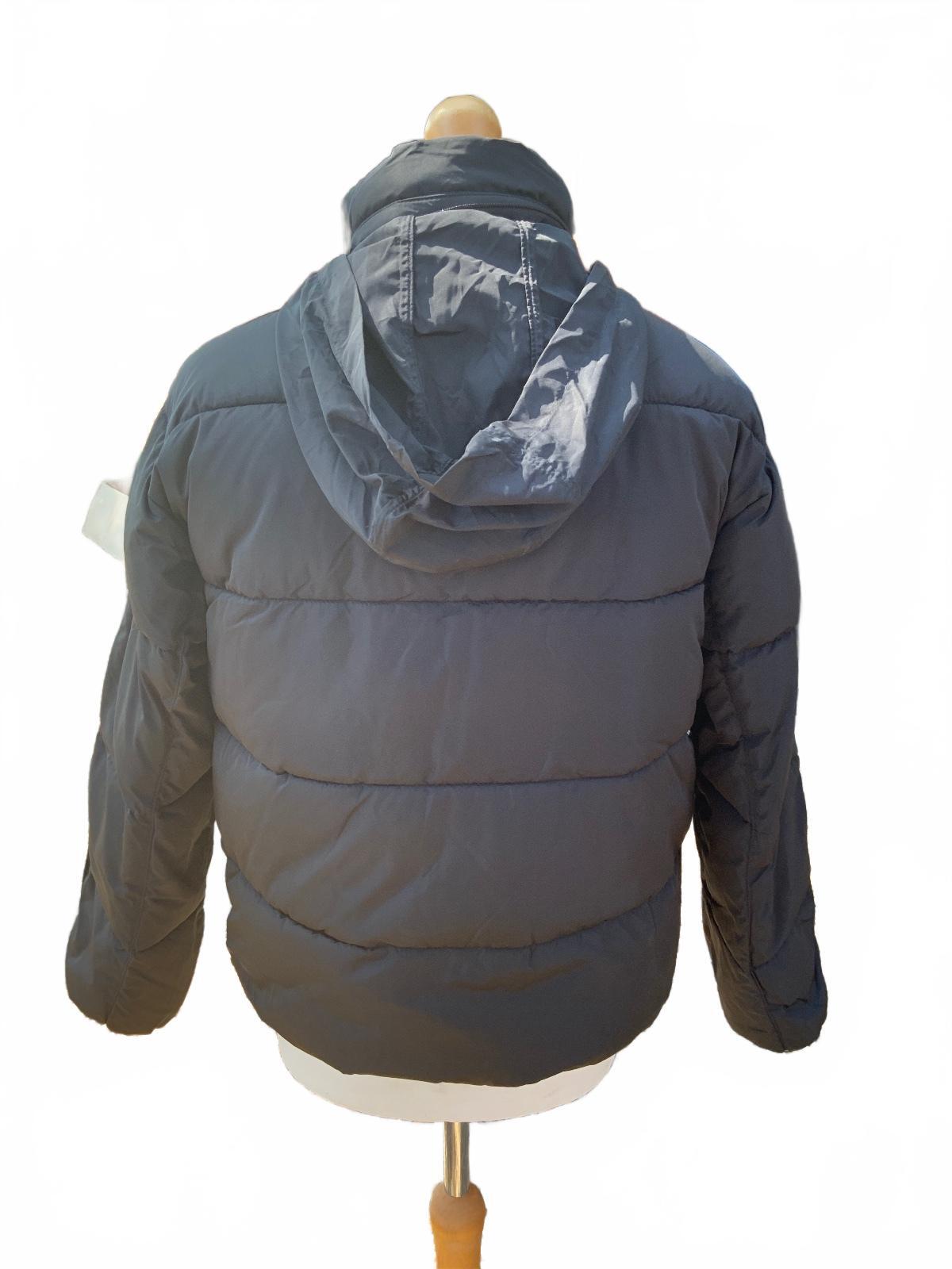 iets frans//Urban Outfitters Reversible Puffer Jacket Black and Grey Size S Coat