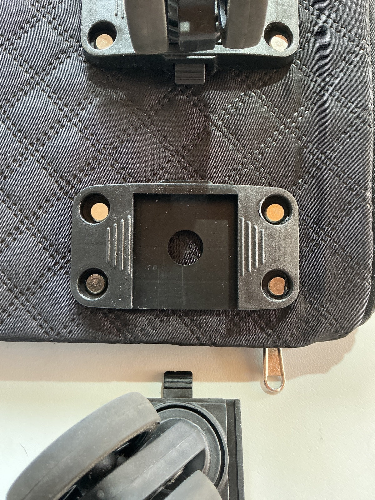 Fashion Bag Black Quilted Expandable Travel Tote Bag with Wheels - Large