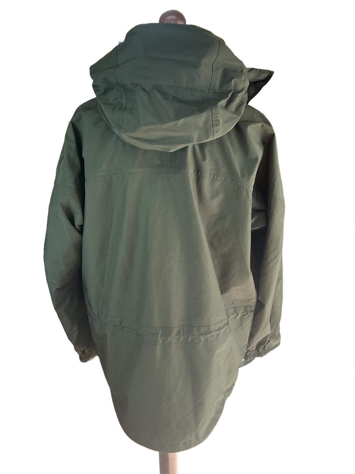 Berghaus Gore-Tex Waterproof Jacket Men's Large Green Hooded Outdoor Coat