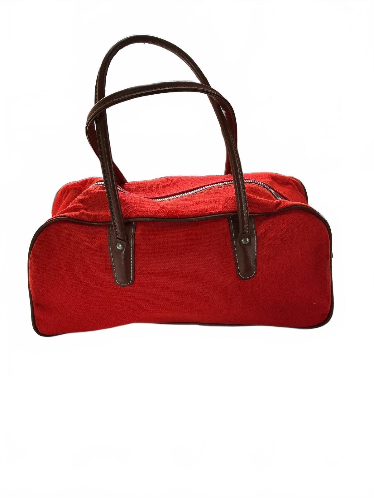 Rare Japanese Madison Square Garden Red Sportsman Club Bag Size