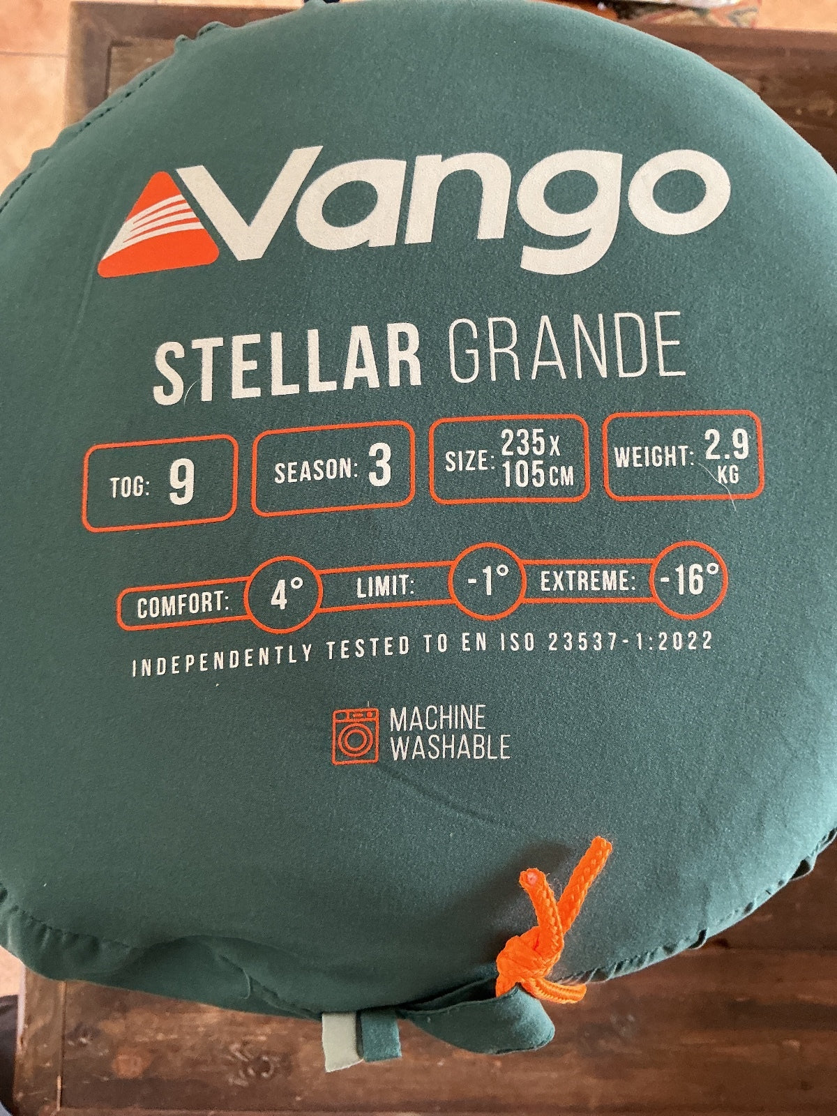 Vango Stellar Grande Sleeping Bag 235x105cm Comfortable 4° Season 3