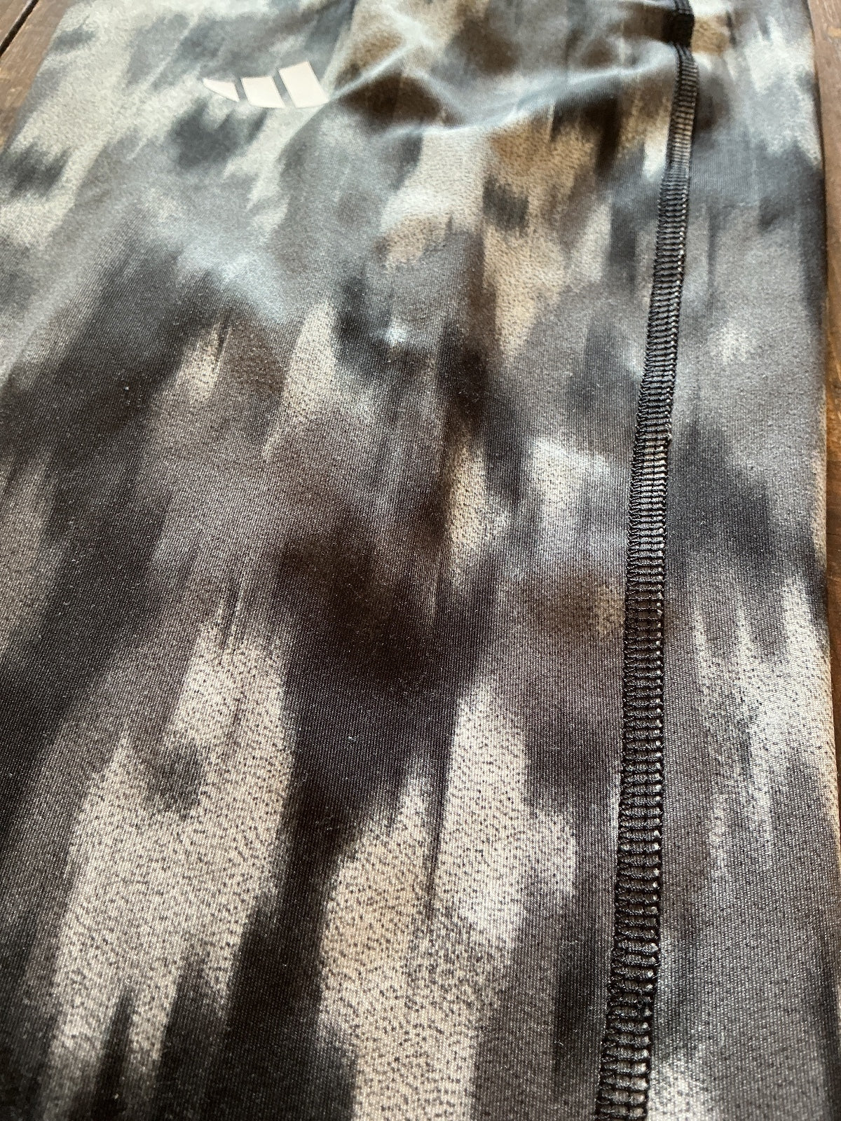 *NEW* Adidas Women's XS Black Grey Patterned Leggings Athletic Wear