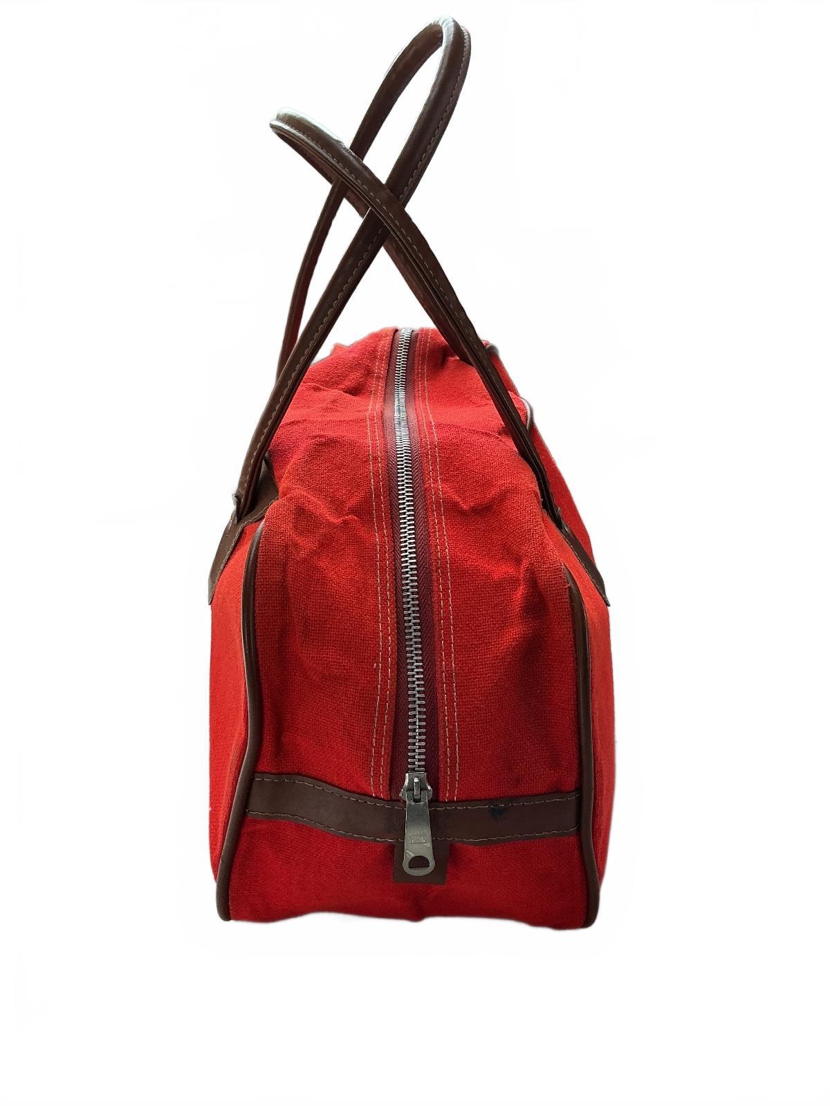 Rare Japanese Madison Square Garden Red Sportsman Club Bag Size