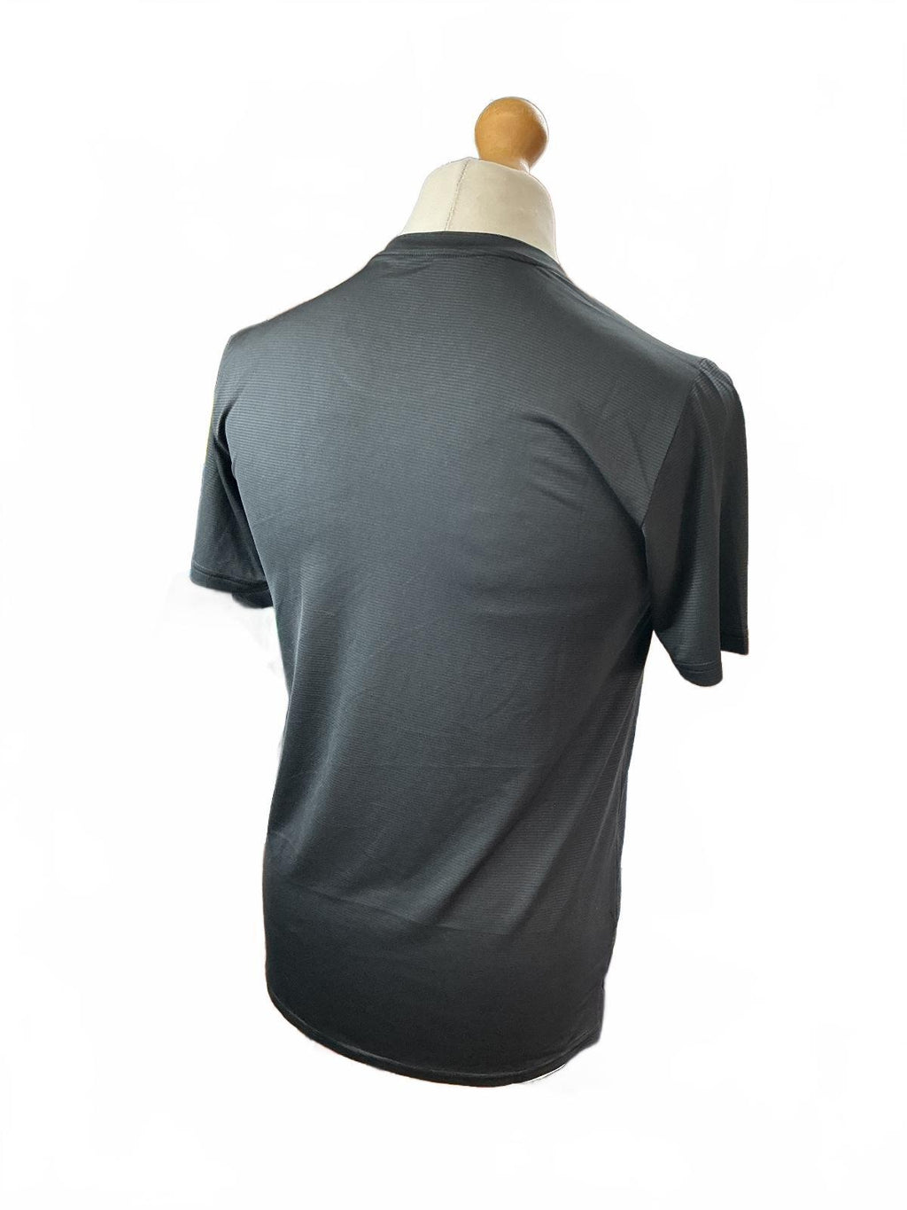 New Balance NB Dry Men's Small Black Fast Drying Moisture Wicking T-Shirt