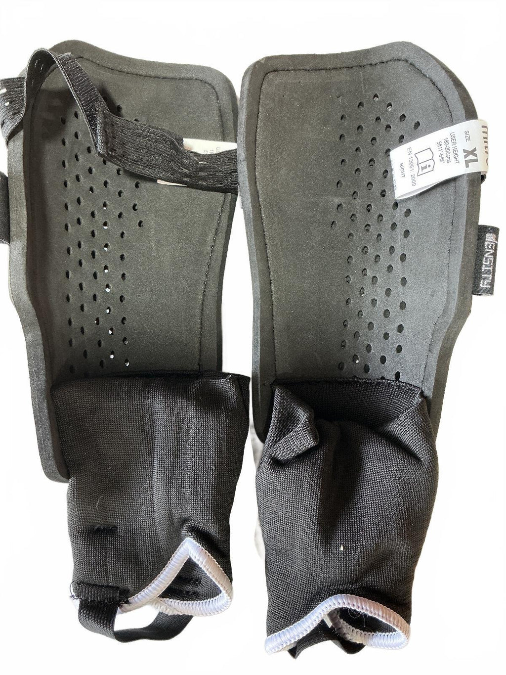 Mitre XL Black Shin Guards with Protective Aircell Power Technology