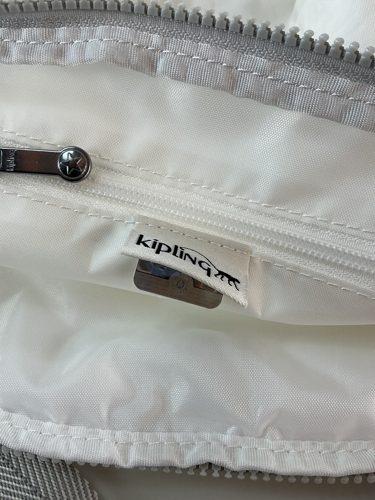 Kipling Keeffe Crossbody Bag Women White Adjustable Strap Lightweight
