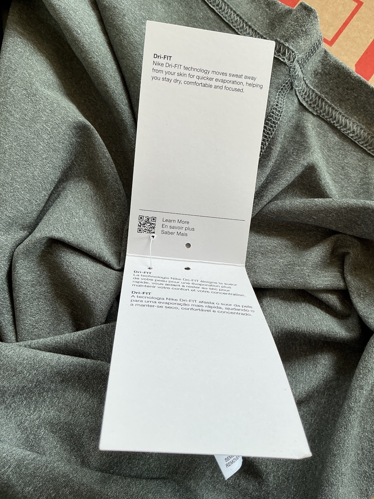 Nike Hyverse Drifit Grey Short Sleeve T-Shirt Size Regular M Casual Activewear