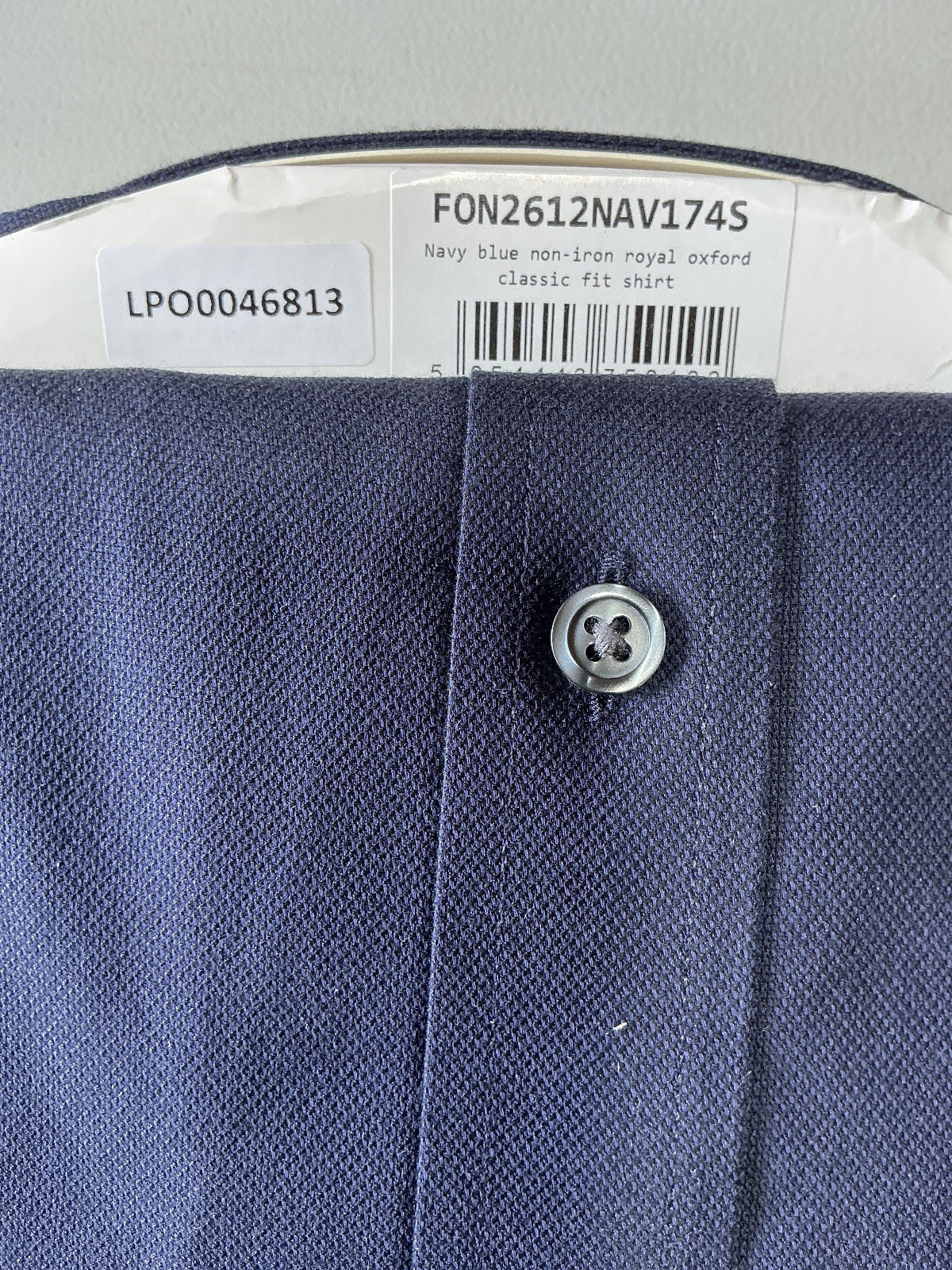 *NEW* Charles Tyrwhitt Navy Blue Non-Iron Classic Fit Shirt Size 17/34