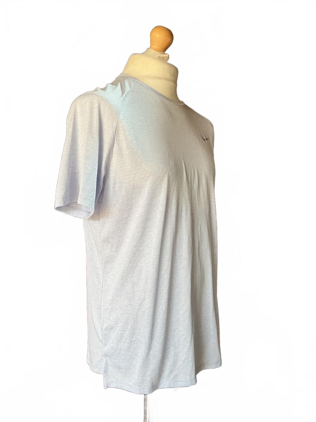*NEW* Nike Men's Running Dri-FIT Stride Short Sleeve Top Grey Size M