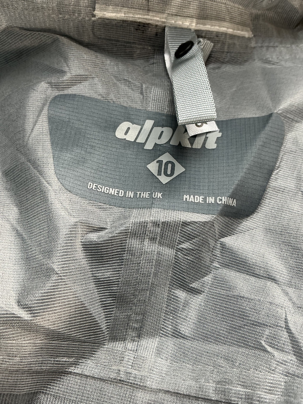 alpkit Gravitas Women's Ultra Lightweight Waterproof Hooded Jacket Size 10 Grey
