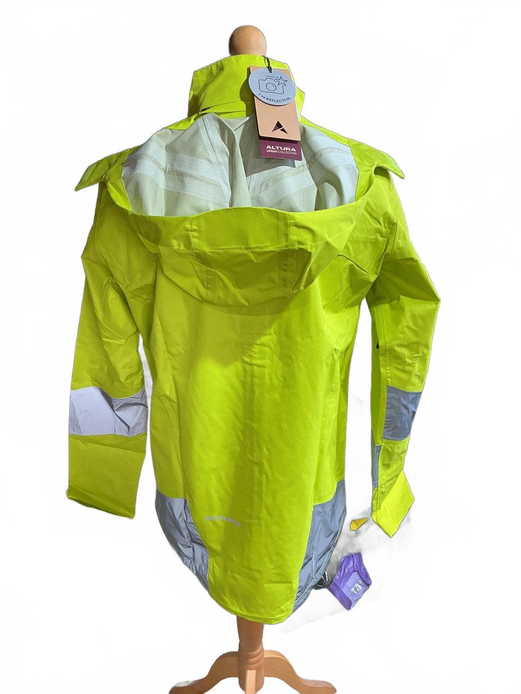 Altura Waterproof Breathable Windproof Reflective Jacket Size L Mens