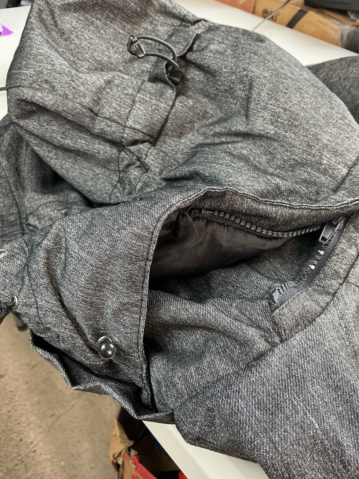 Helly Hansen Hellytech Men's S Charcoal Hooded Waterproof Insulated Winter Coat