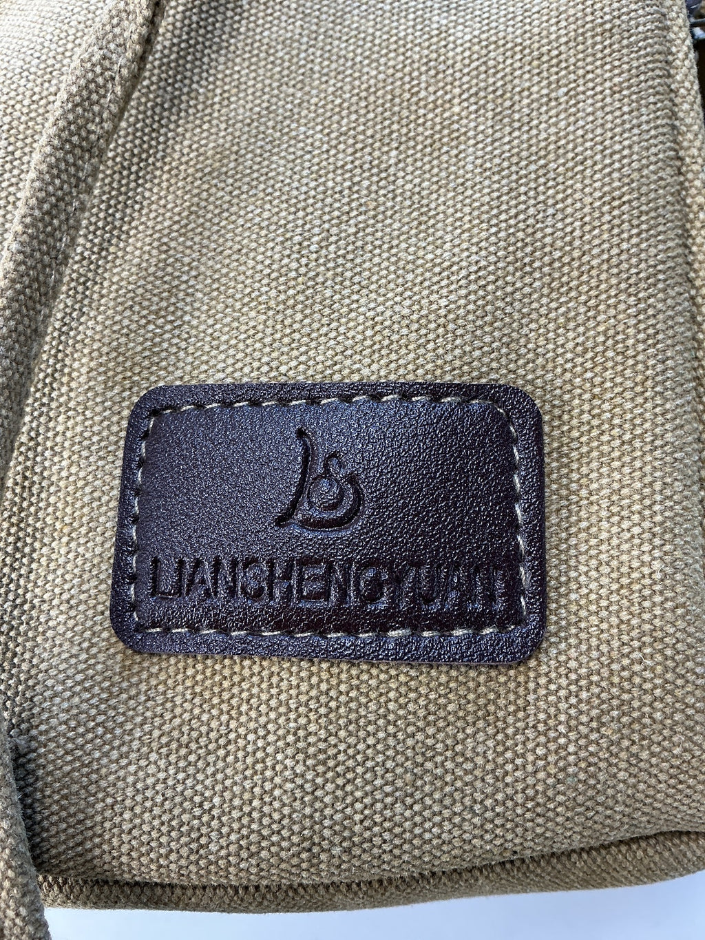 Liangmendian Canvas Backpack Unisex Tan Large Front Pocket