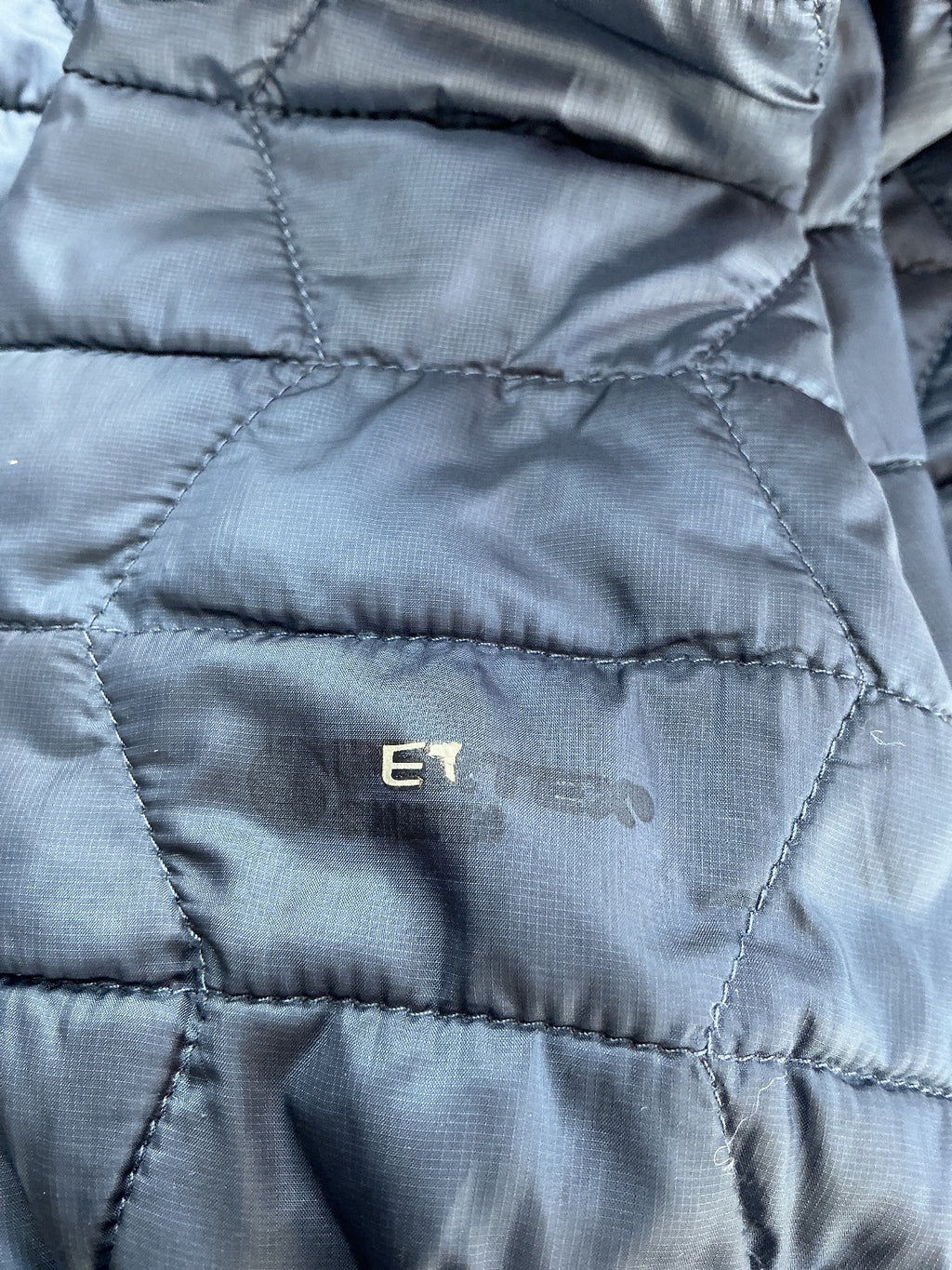 Berghaus Hydroloft Pertex Women's Jacket UK 14 Navy Insulated Hooded Warm