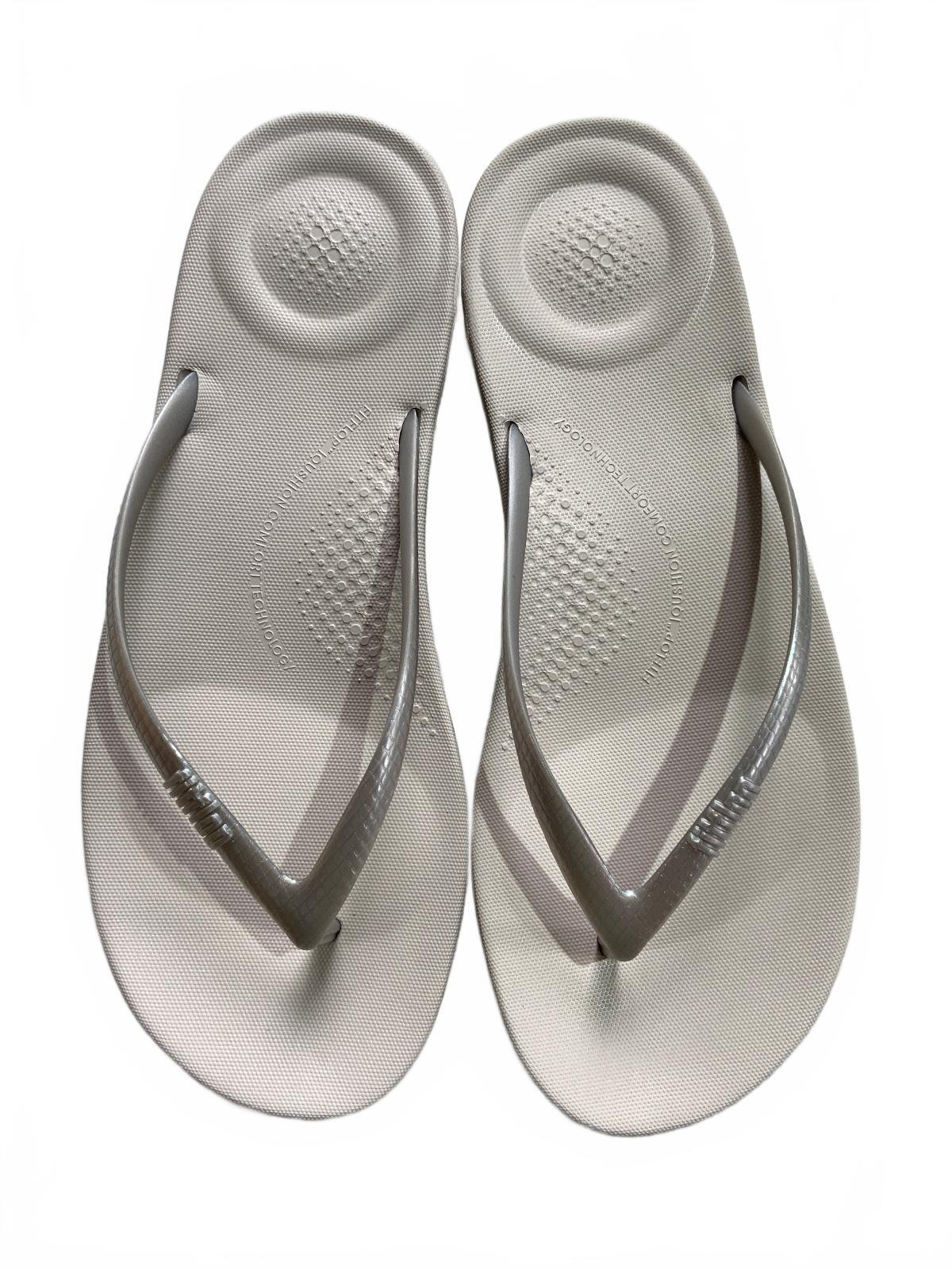 FitFlop Iqushion Ergonomic Flip-Flops Silver UK 5 Comfortable Sandals