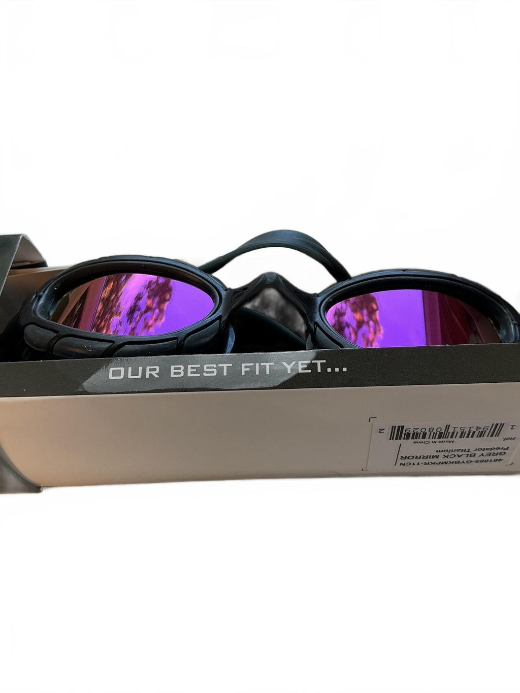 Preloved Zoggs Predator Titanium Swimming Goggles Grey Black Mirror