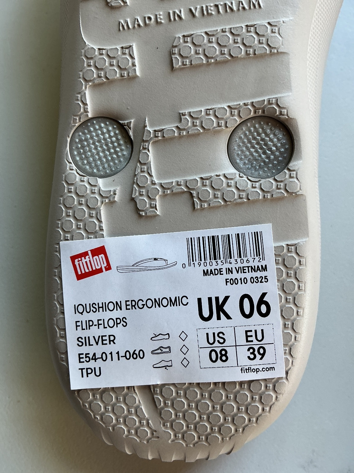 FitFlop Silver Cushion Ergonomic Flip Flops UK Size 6 Comfortable Sandals