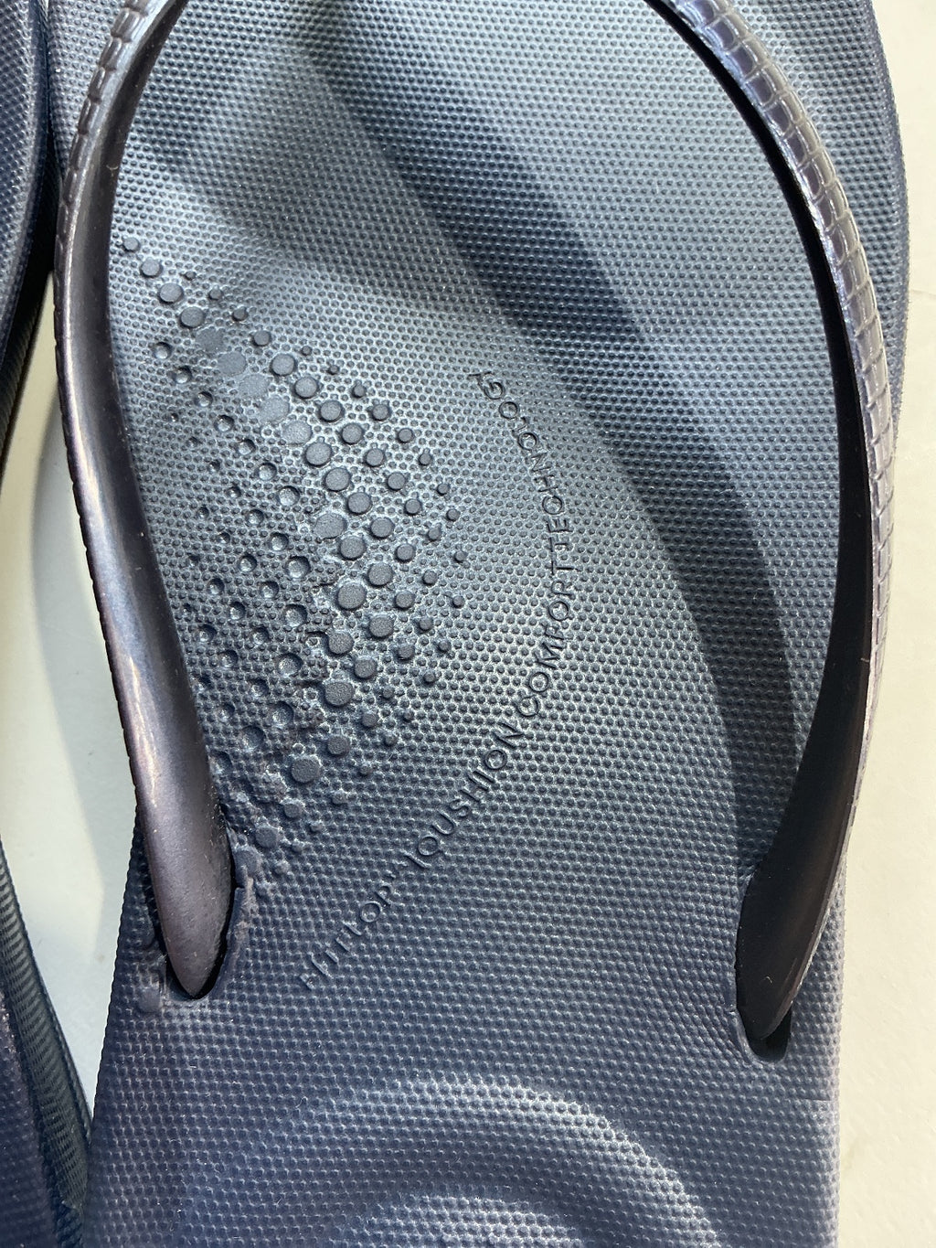 FitFlop Midnight Navy Ergonomic Flip-Flops UK 3 EU 36 US 5 Comfortable