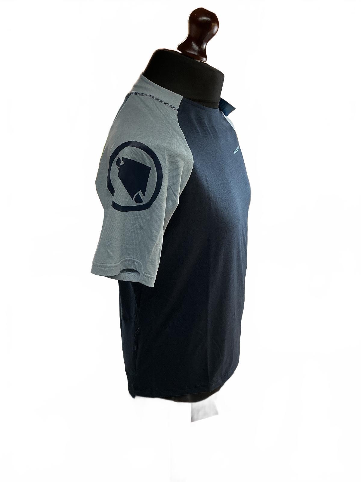Endura SingleTrack S/S Jersey Men's Small Navy Blue Light Blue Breathable Fabric