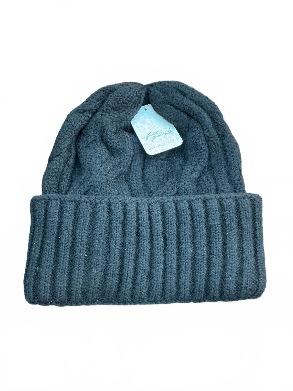 Free people Ladies Coast Line Knit Beanie Black Cable Knit Ribbed Cuff