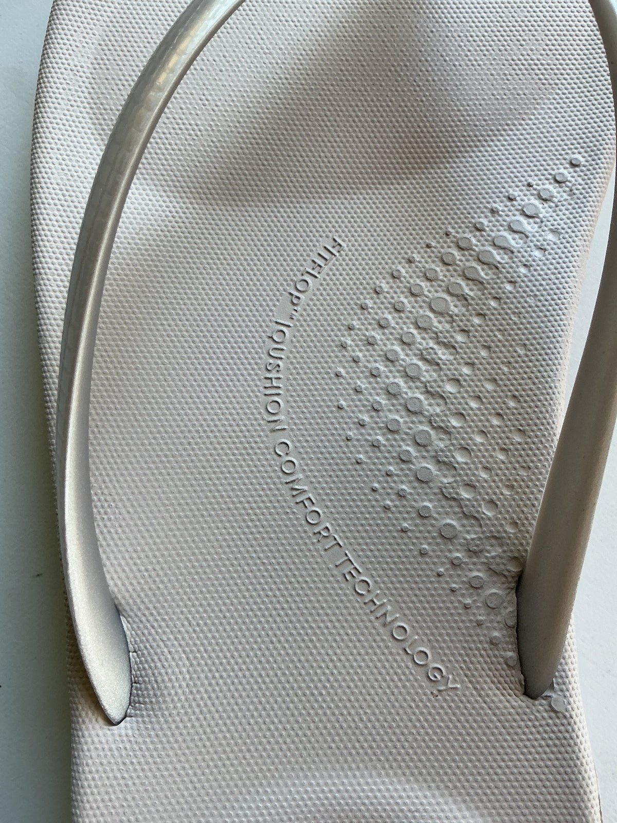 FitFlop Silver Cushion Ergonomic Flip Flops UK Size 6 Comfortable Sandals
