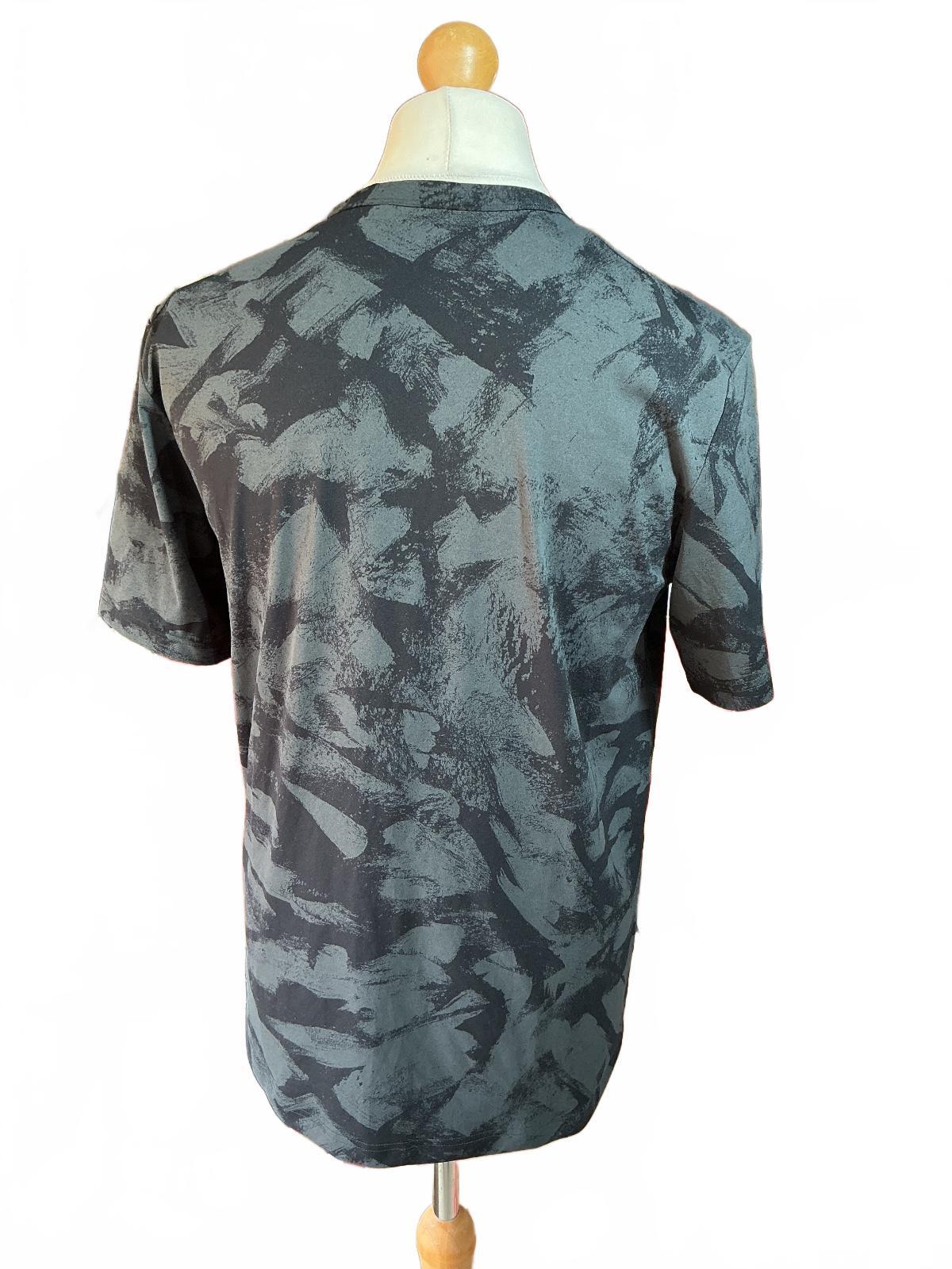 Nike Men's Stone Dri-Fit Training T-Shirt Size T Marble Print Activewear