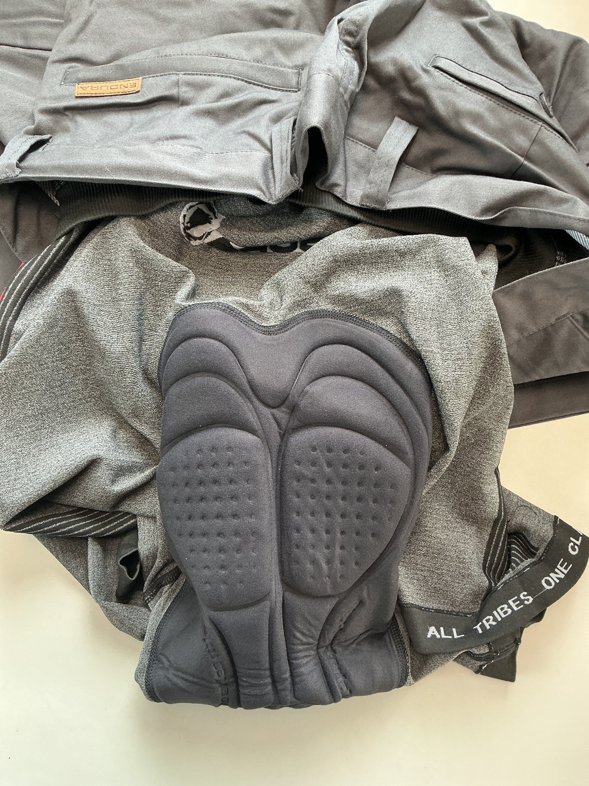 Endura Hummvee Chino Shorts XXL Grey Cycling