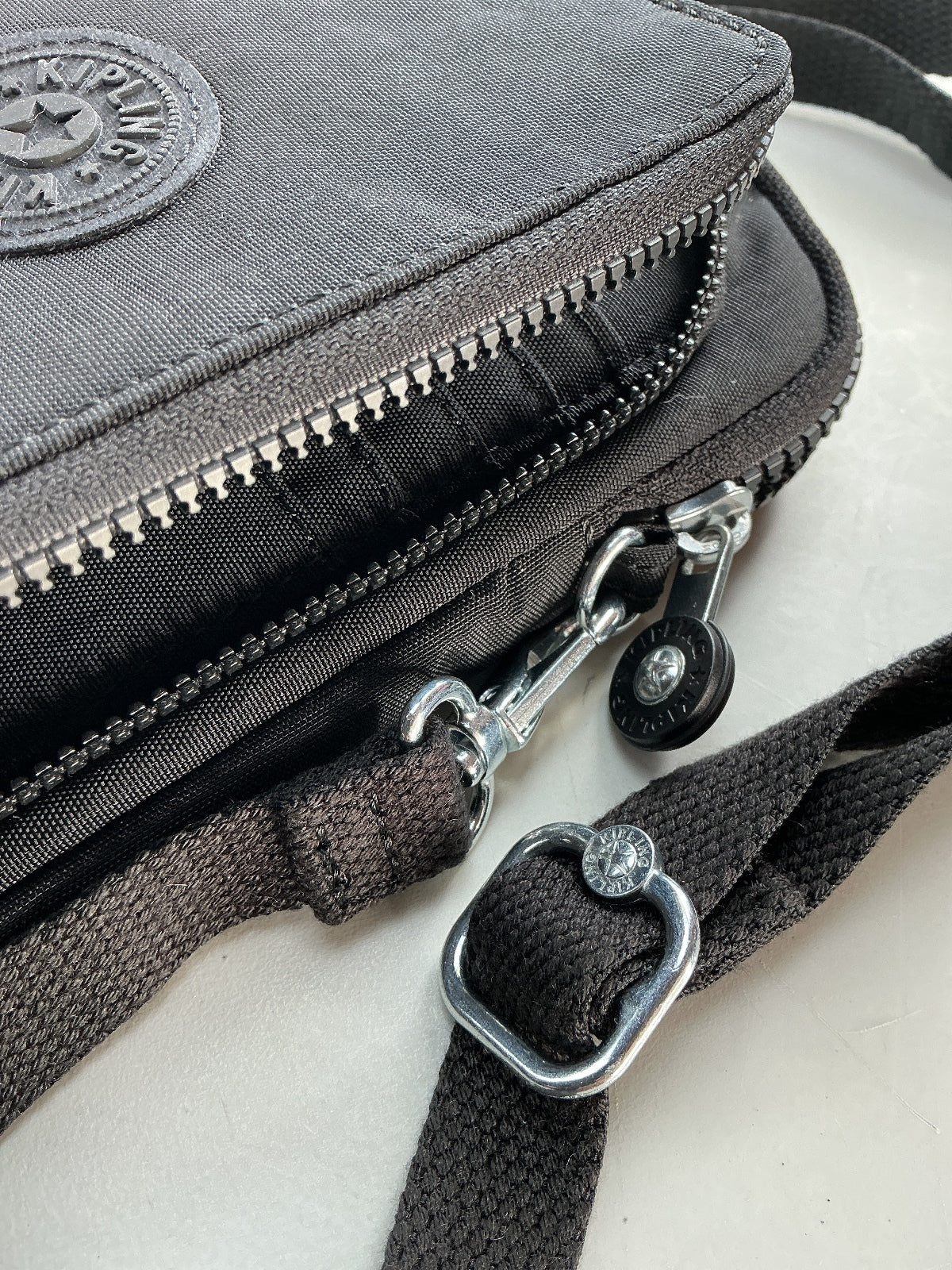 Kipling Small Wallet Black Durable Fabric Crossbody Strap Signature Keychain