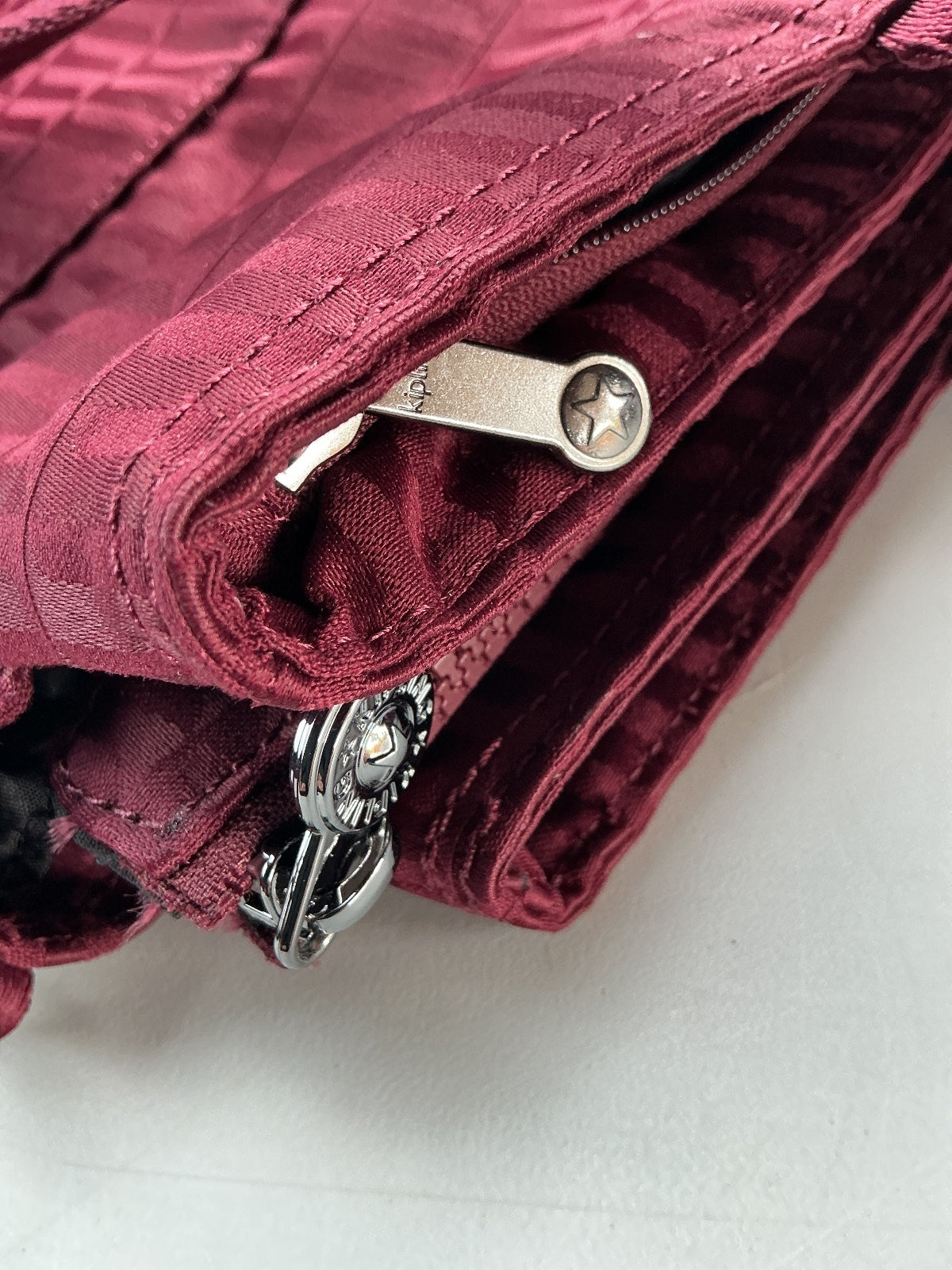 Kipling Elysia Work S Women Small Maroon Tile Jacquard Work Bag Laptop