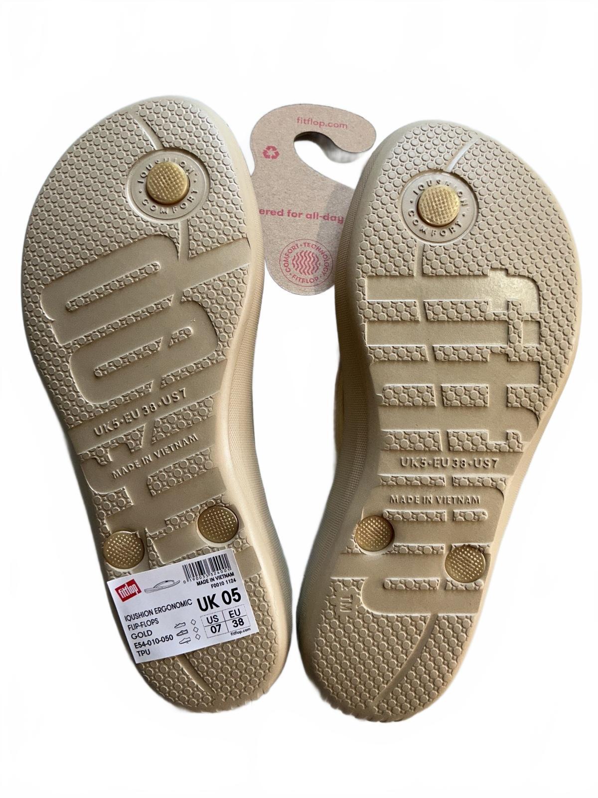 FitFlop Gold Flip Flop Sandals UK 5 Comfortable Contoured Footbed Summer