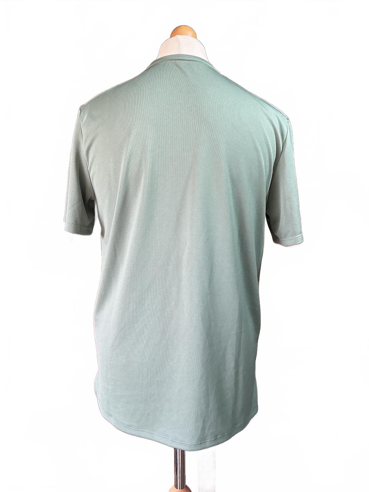 *NEW* Nike Dri-FIT Men's Medium Green Short Sleeve Sports T-Shirt