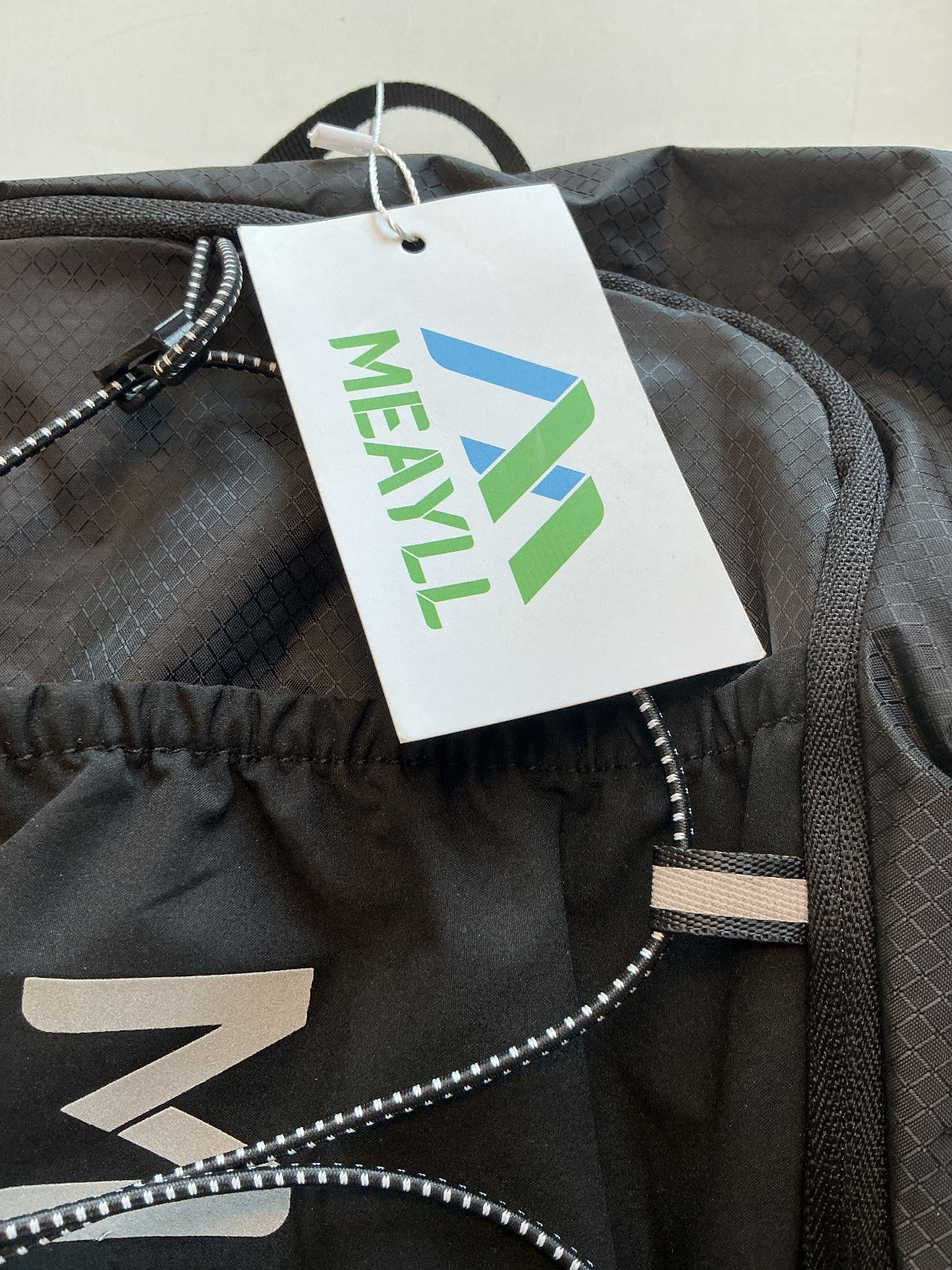 *NEW* Meayll Black Hydration Vest Backpack Running Hiking Size One Size