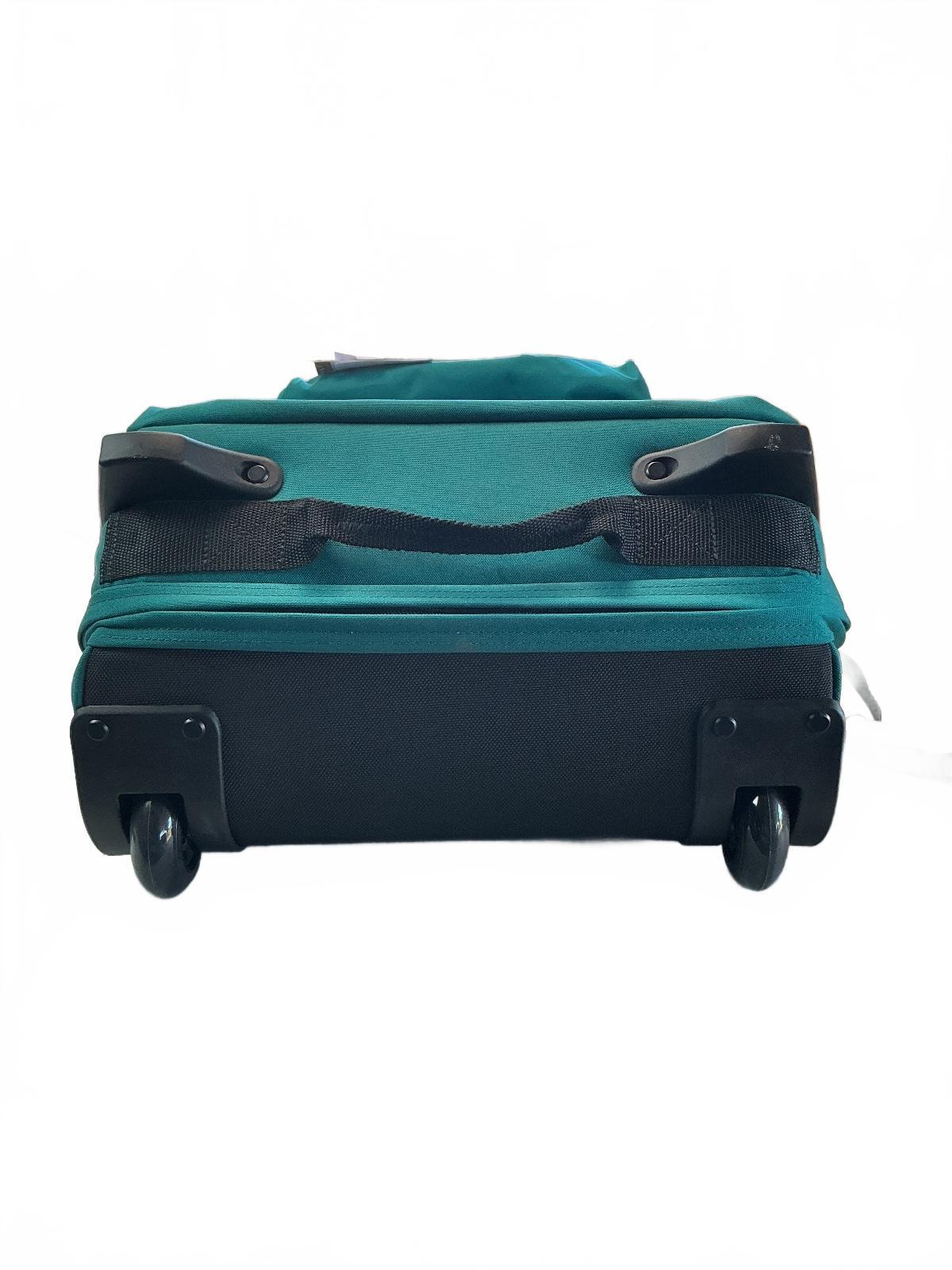 Eastpak Tranverz M 78L Green Travel Suitcase