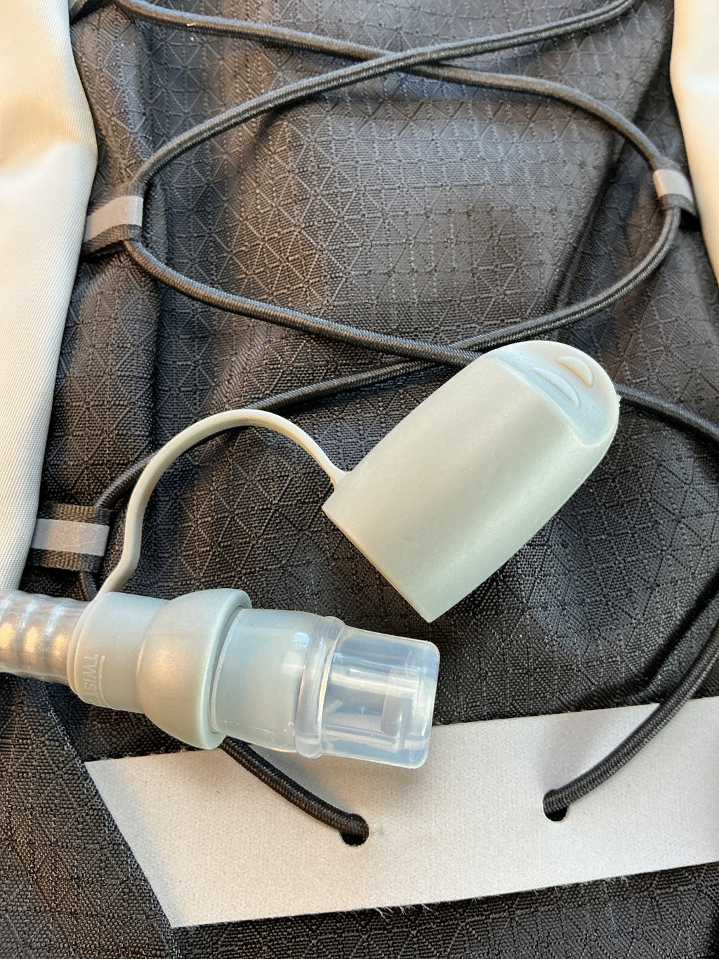 Acicolia Hydration Backpack with 1.5L Reservoir Size Medium