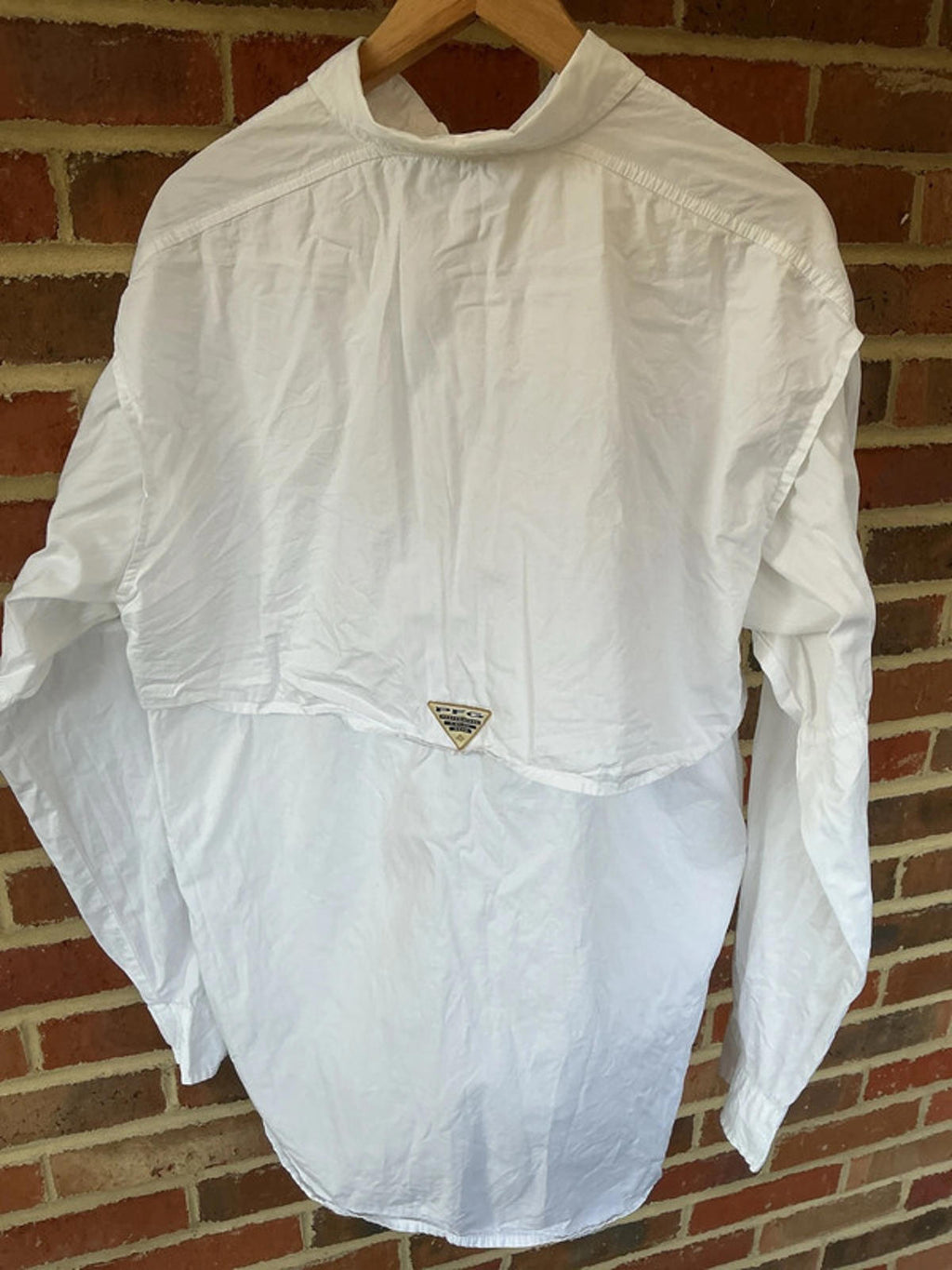 Columbia pfg shirt medium