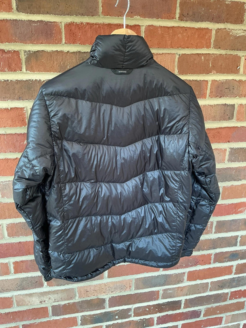Columbia Women's Black Puffer Jacket Medium Lightweight Warm Outerwear