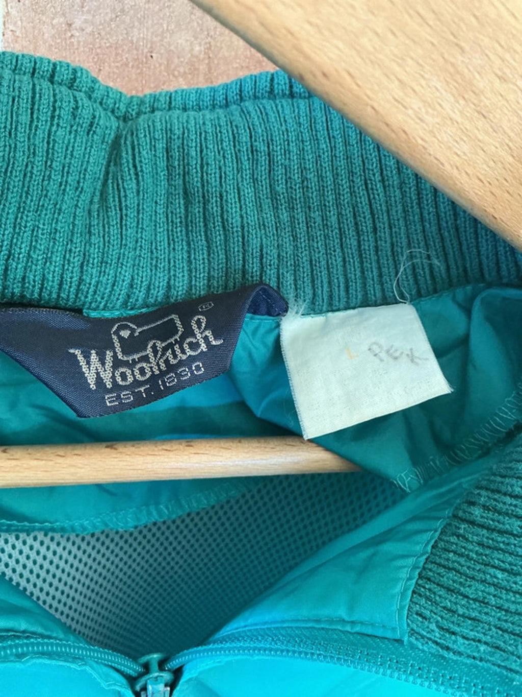 Woolrich windbreaker large