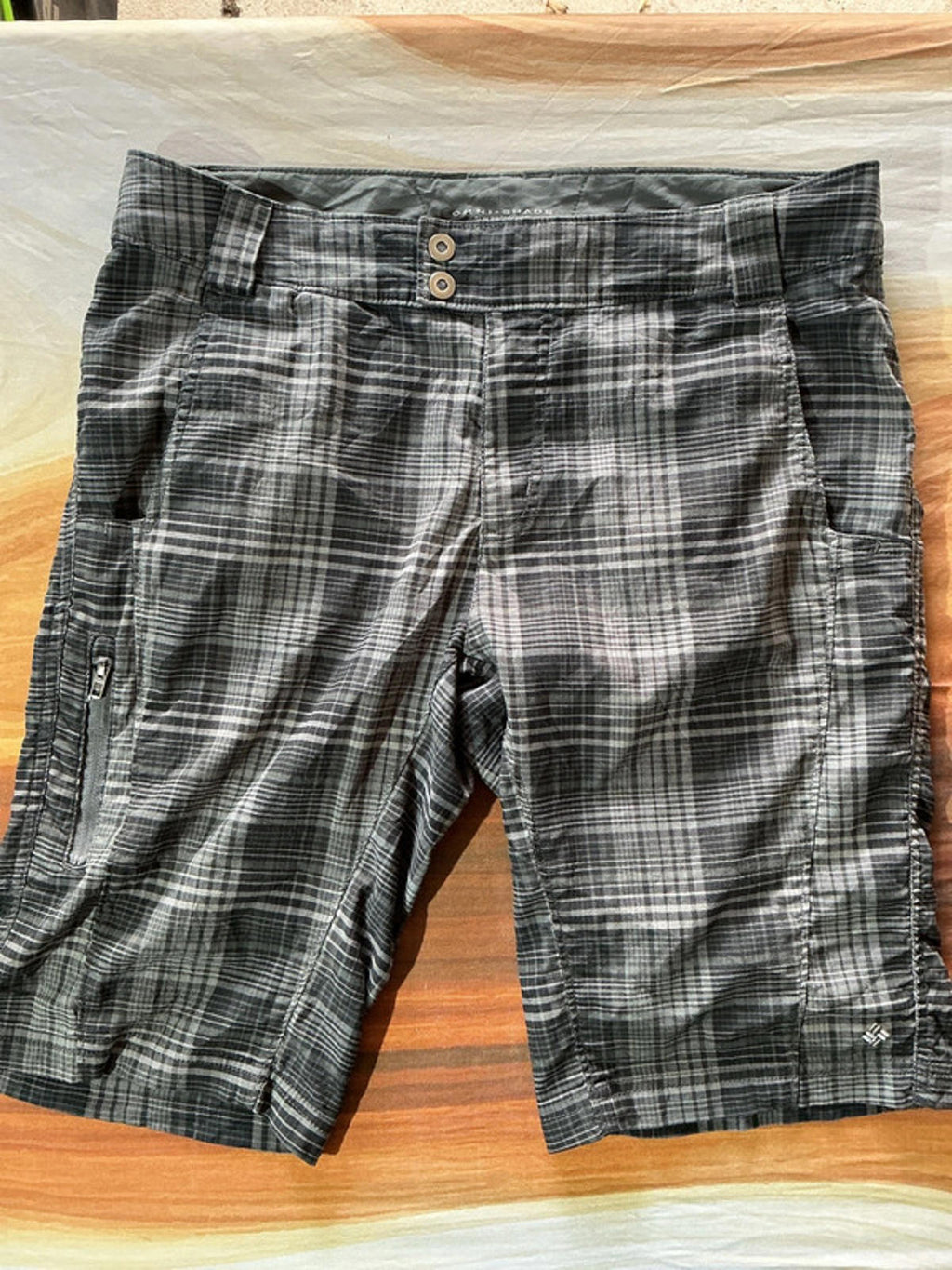Columbia omnishade shorts medium/32