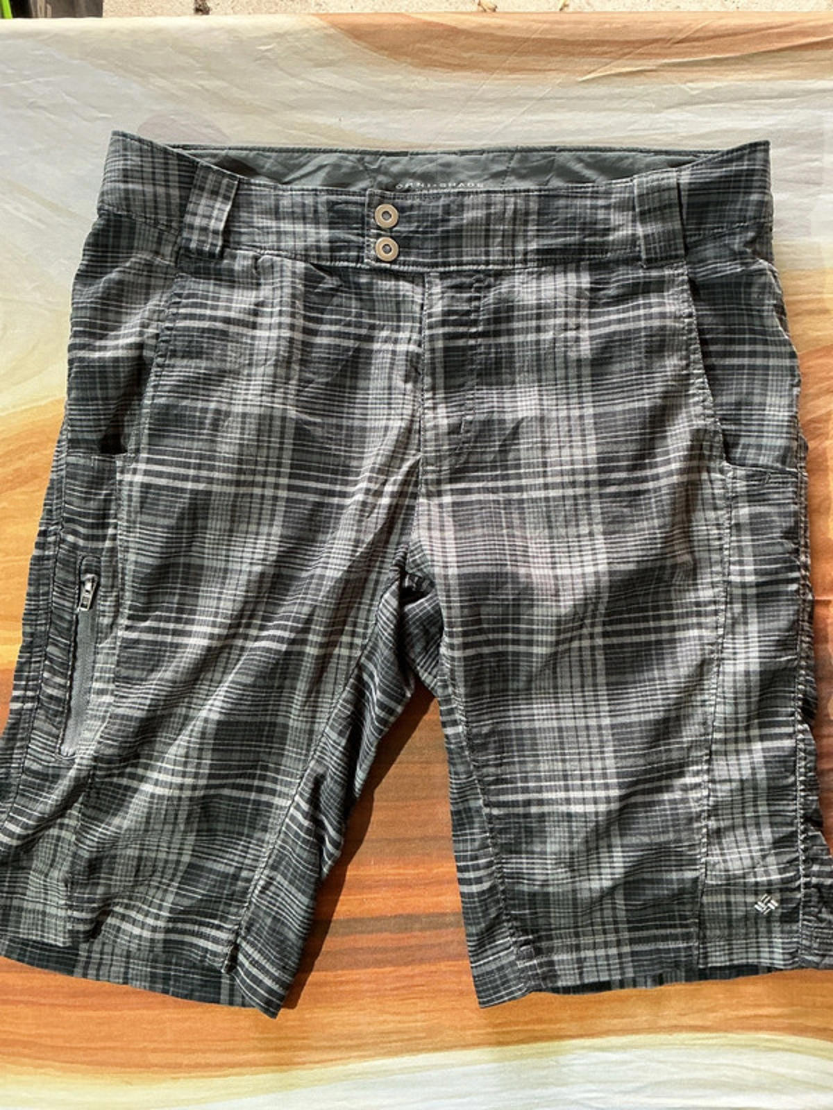 Columbia omnishade shorts medium/32