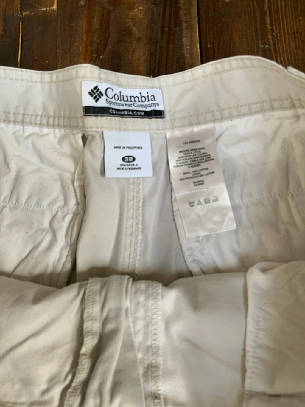 Columbia cargo shorts xxl 38 waist