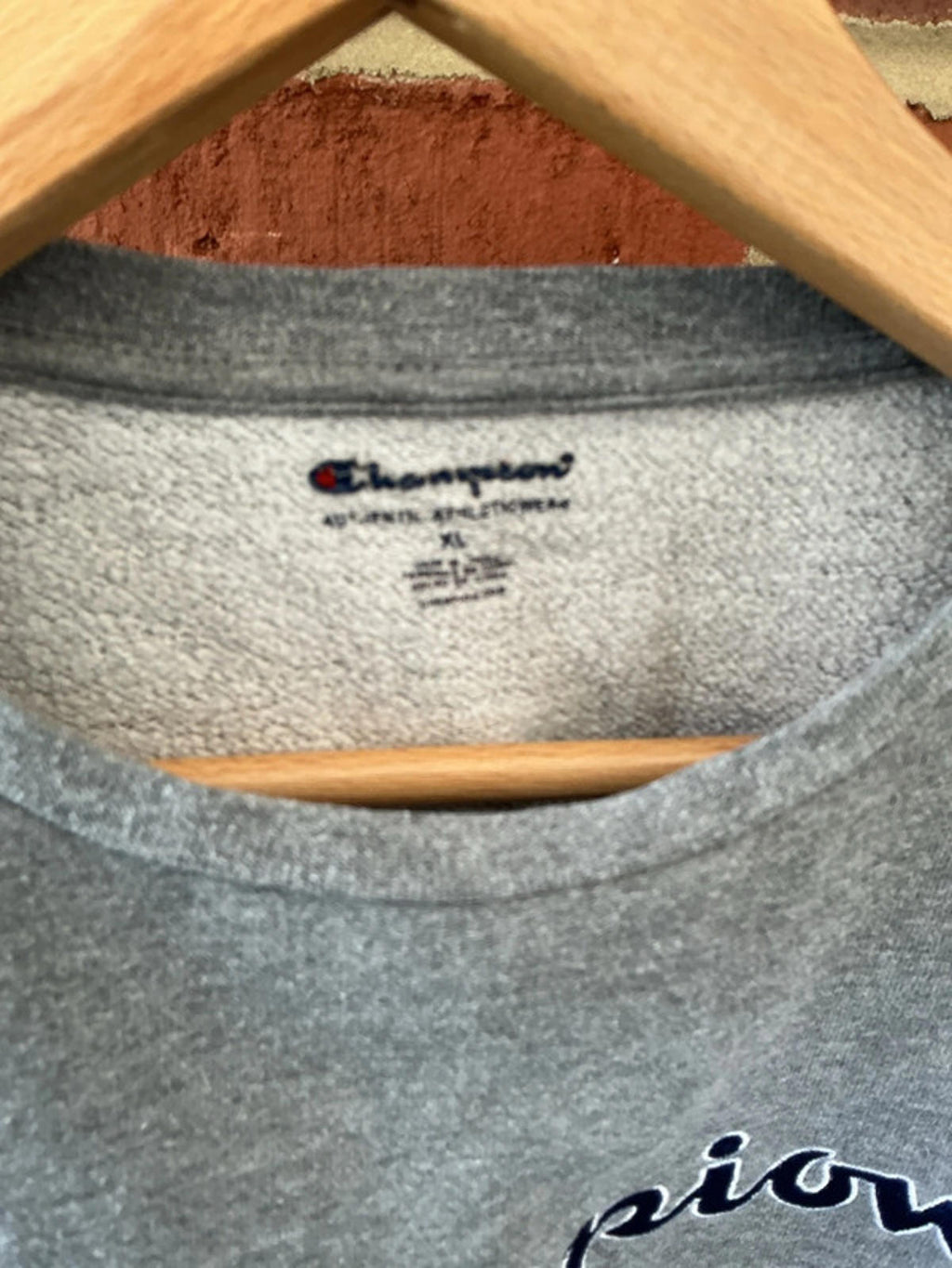 Champion sweatshirt xl boys
