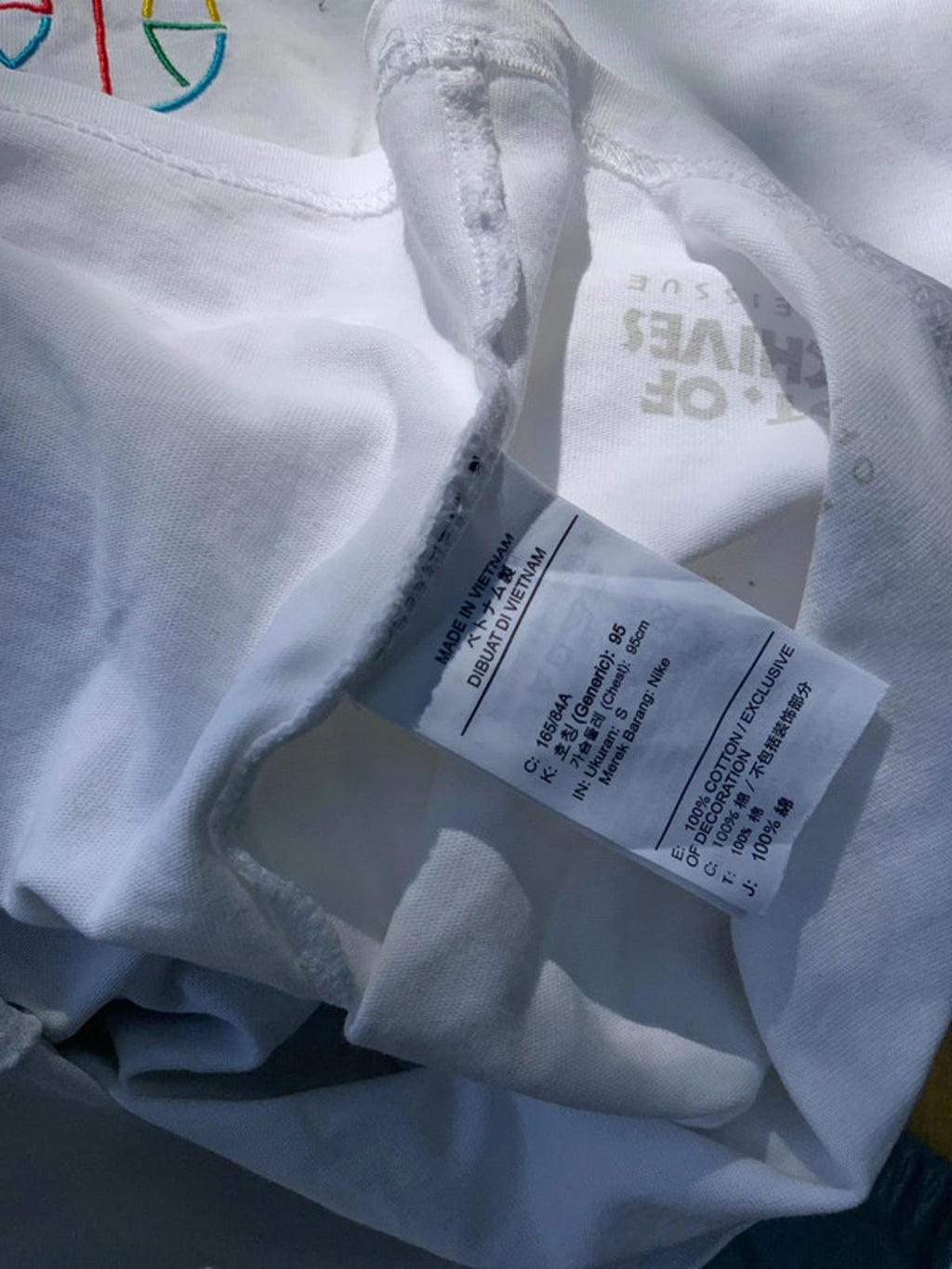 Nike reissue Tshirt small